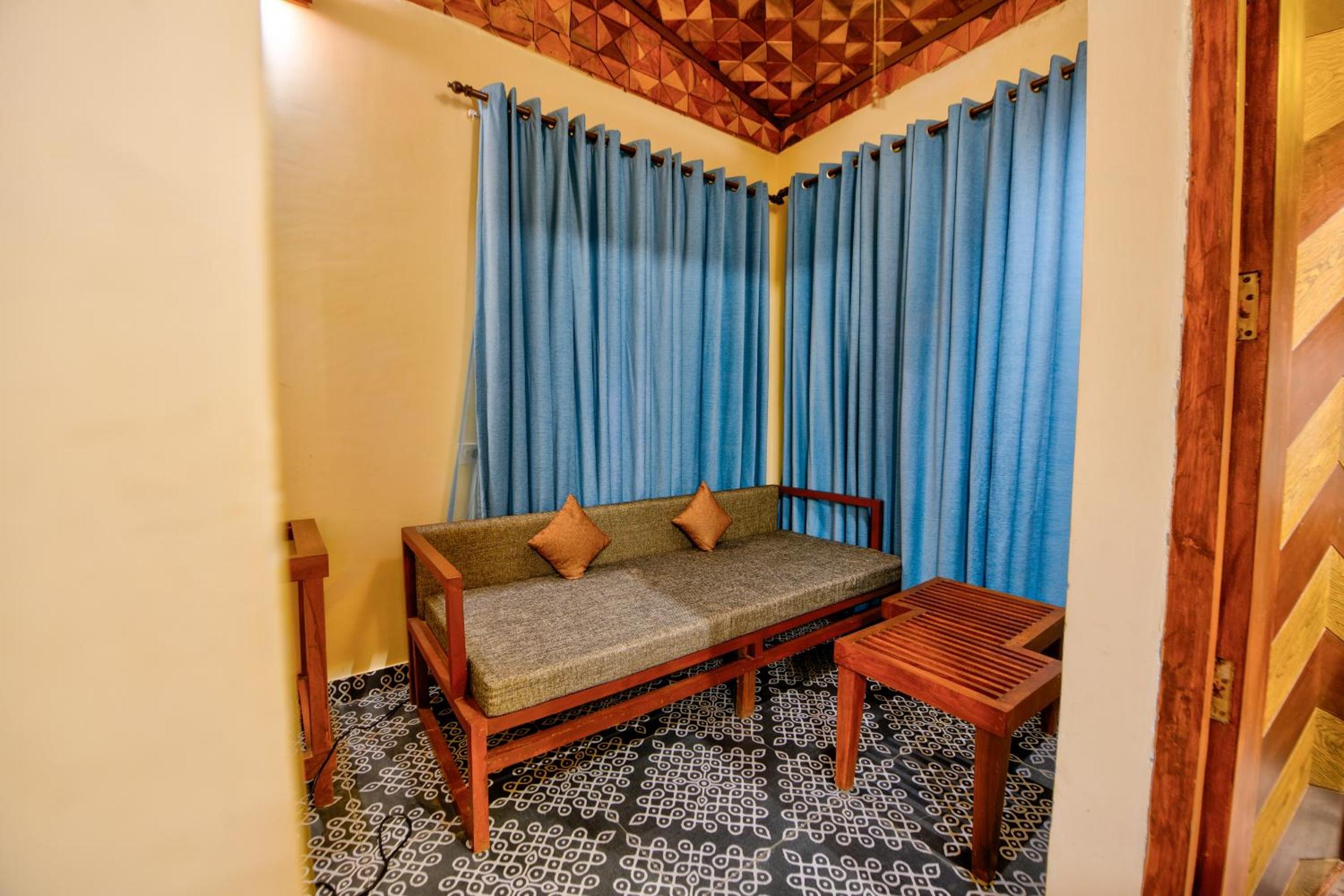 One-Bedroom Chalet - Photo 3