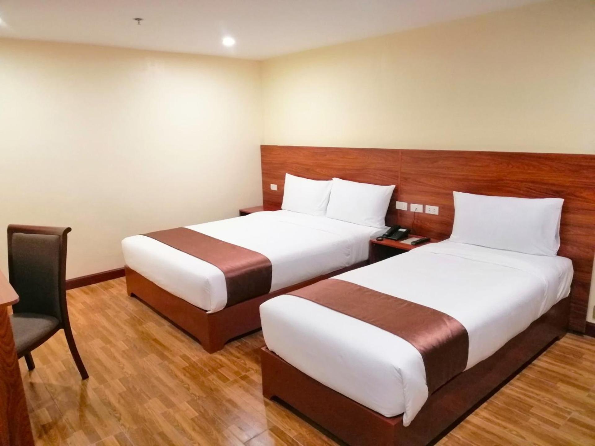 Standard Triple Room - Photo 1