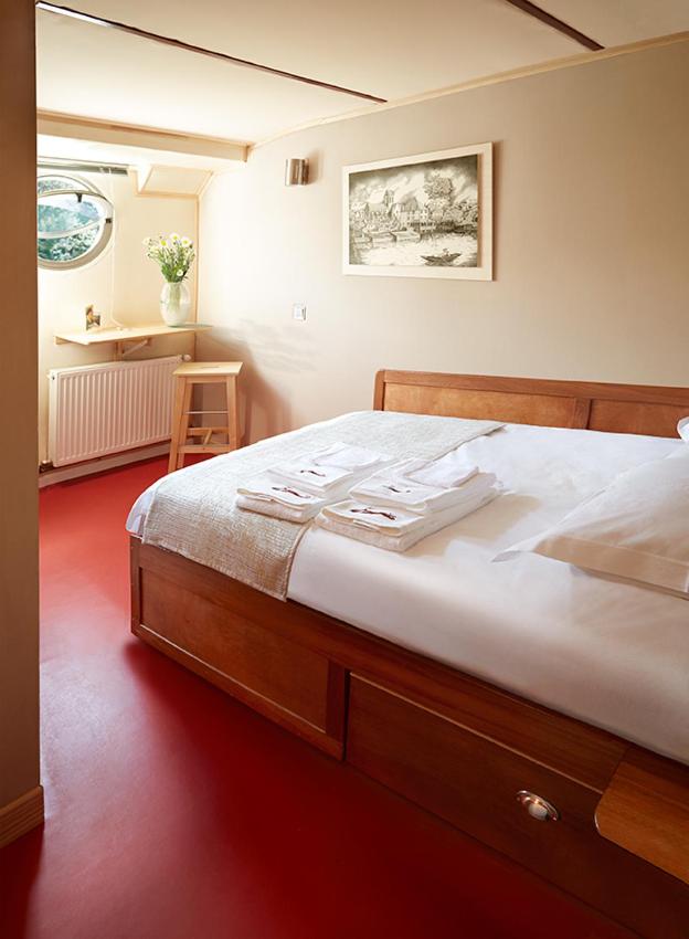 Double Room with Private Bathroom photo 3