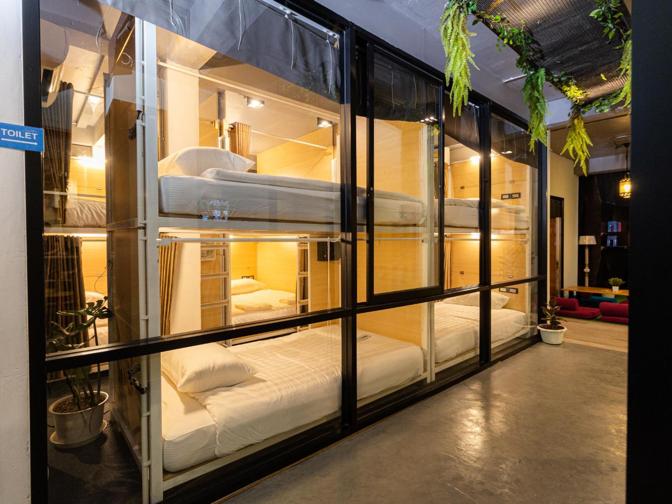 Bed in 10-Bed Mixed Dormitory Room photo 3