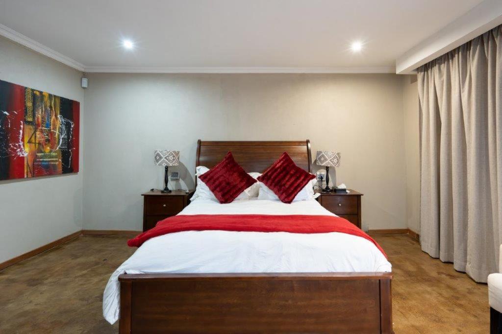 Superior Queen Room photo 1