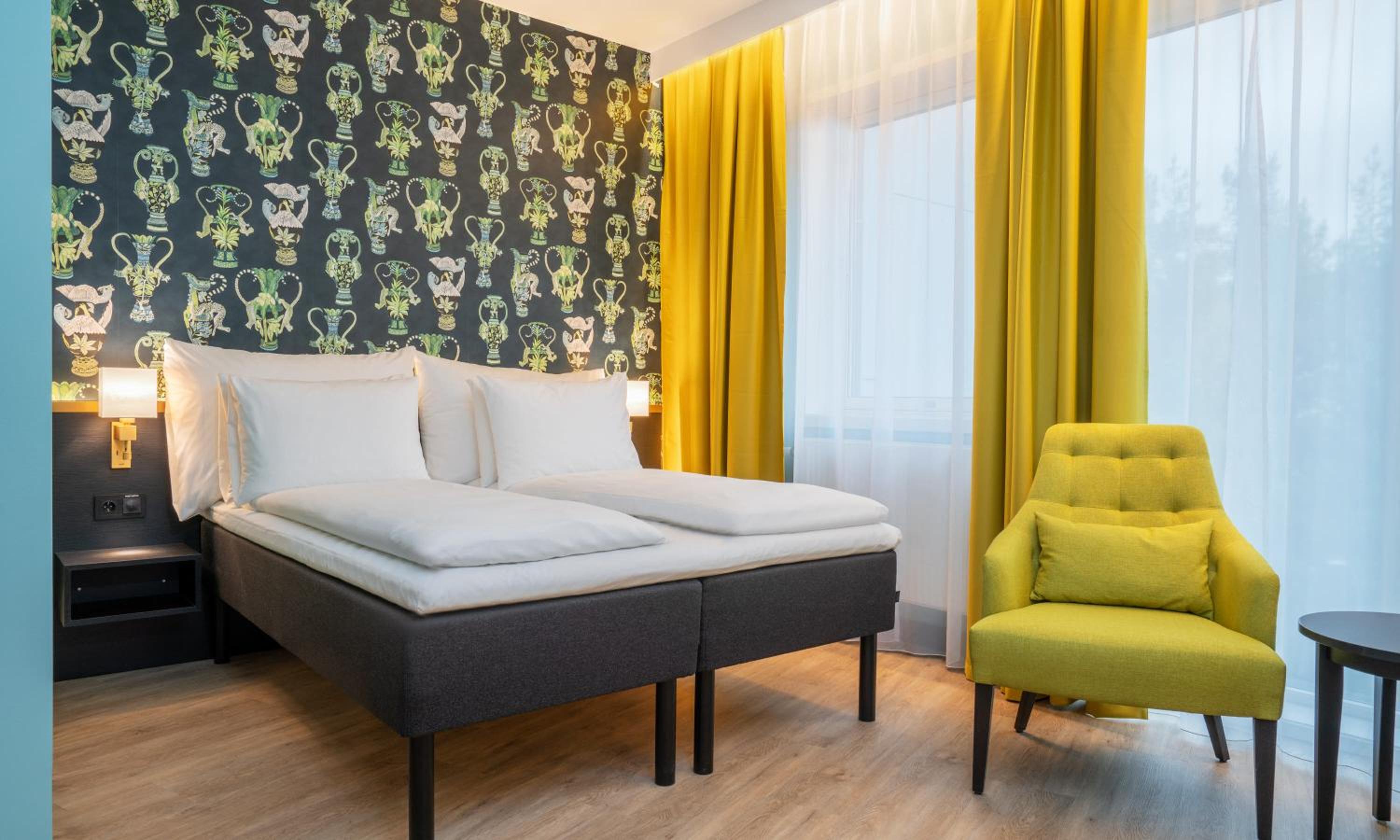Business Double Room - Photo 1
