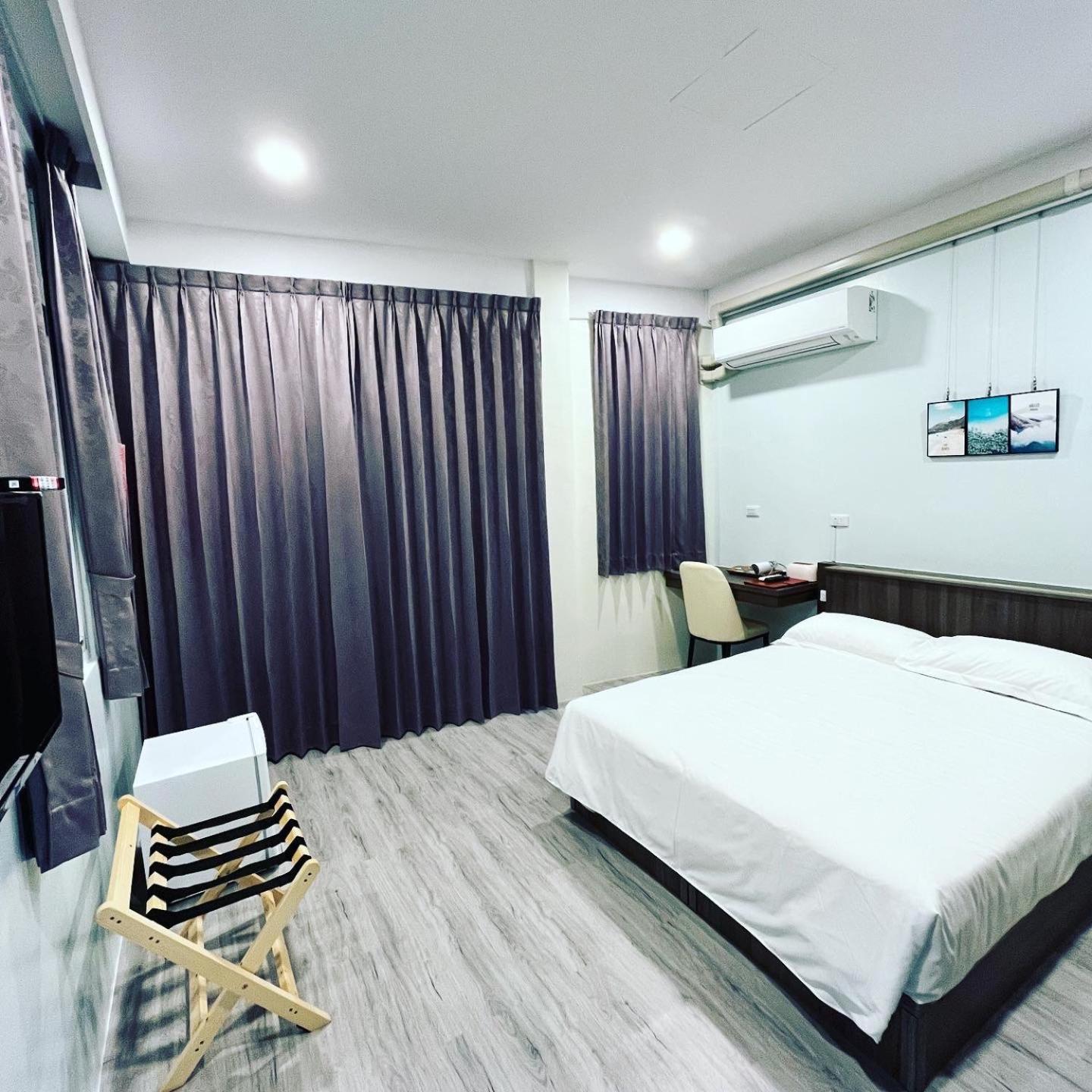 Deluxe Double Room photo 3