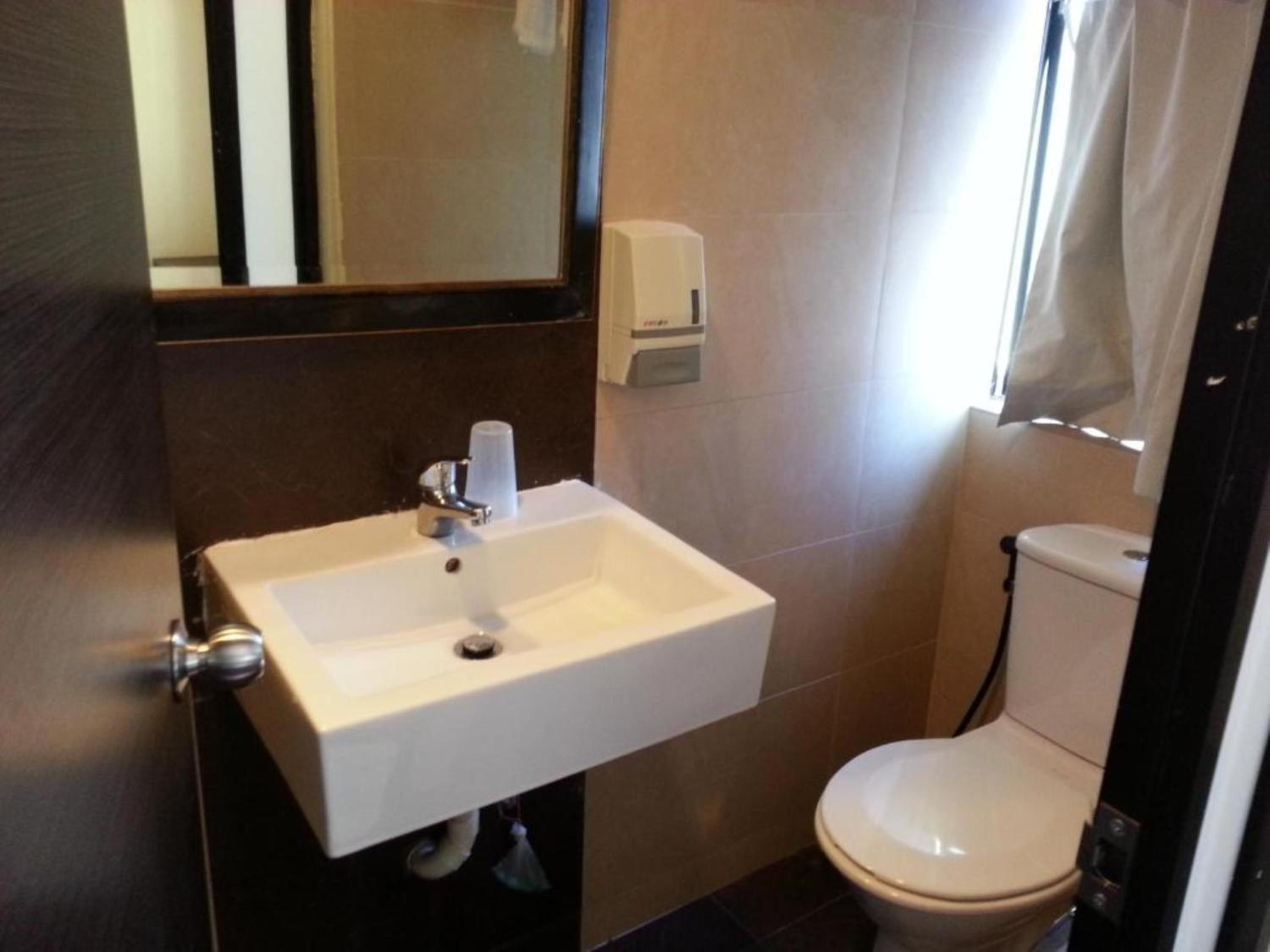 Deluxe Twin Room photo 2