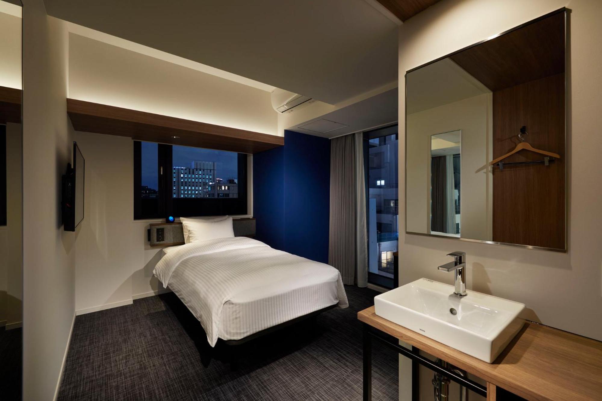 Standard Single Room with Complimentary Light Breakfast - Non-Smoking photo 2