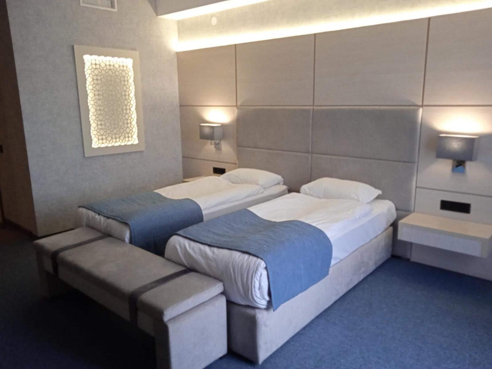 Standard Twin Room photo 2