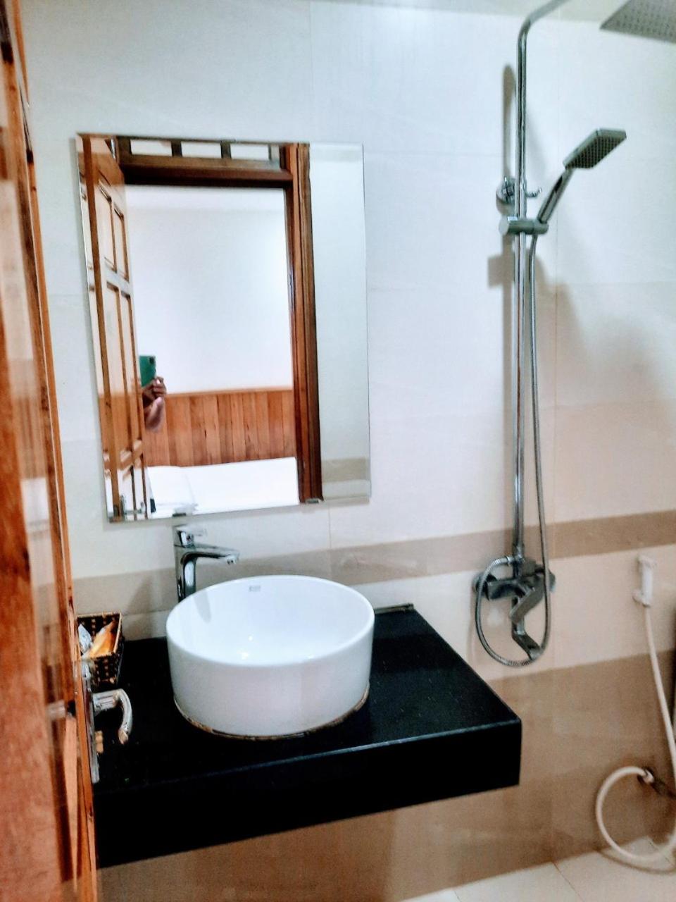 Standard Double Room - Photo 6