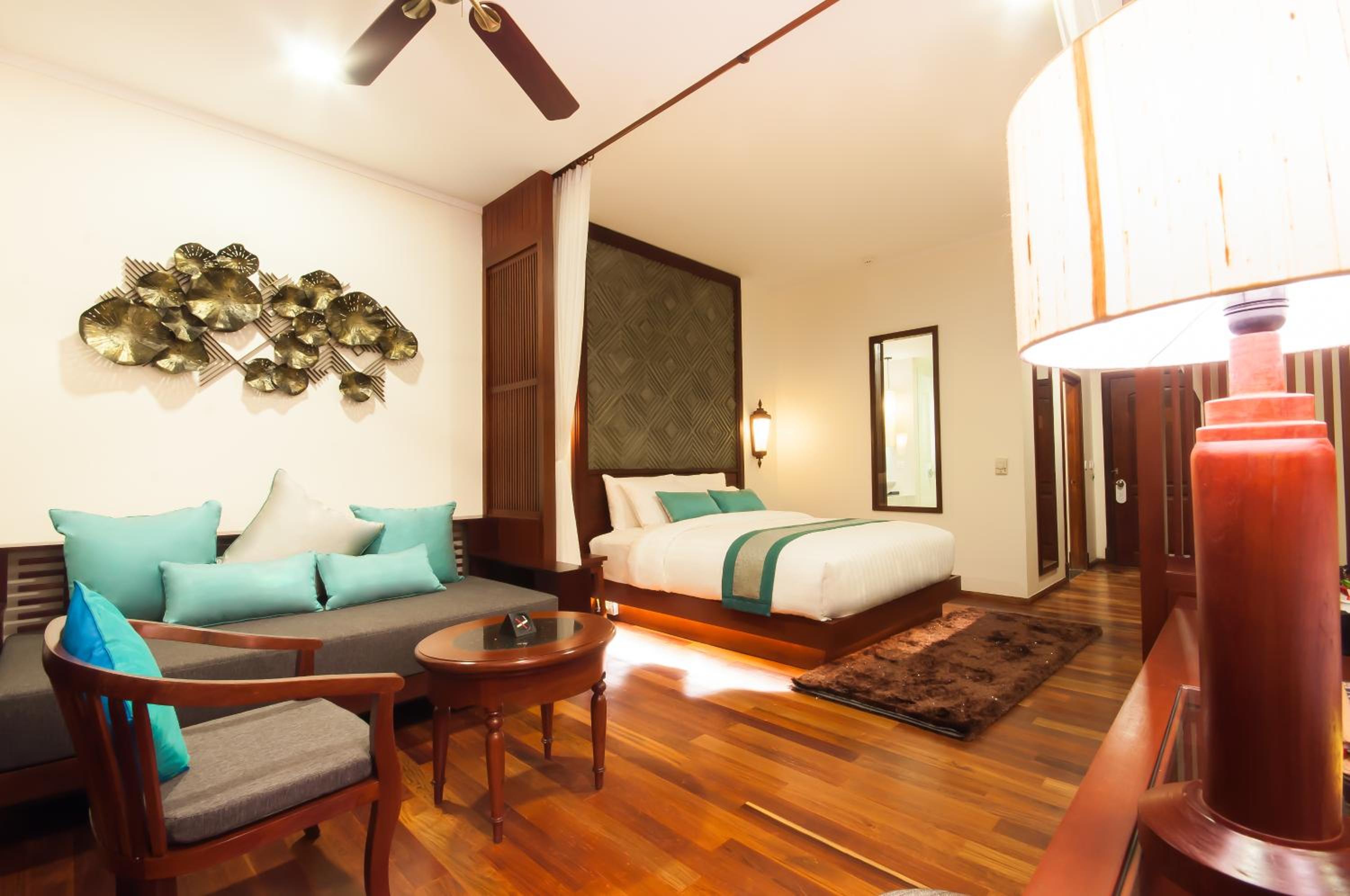 Landmark Double Room - Photo 3