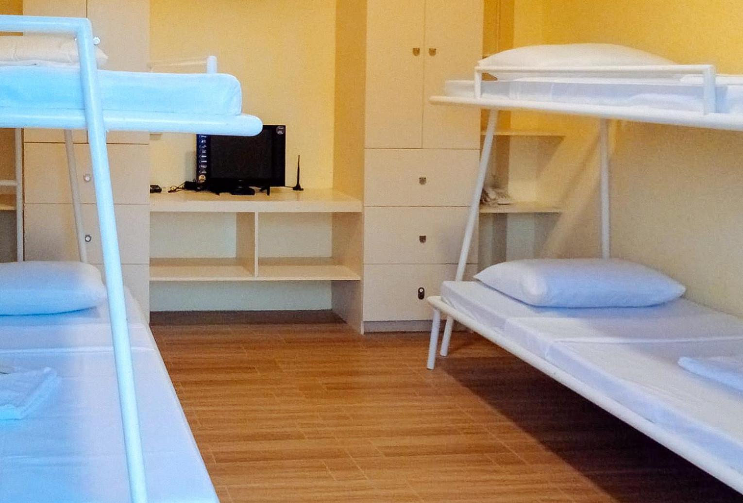 Mixed Dormitory Room