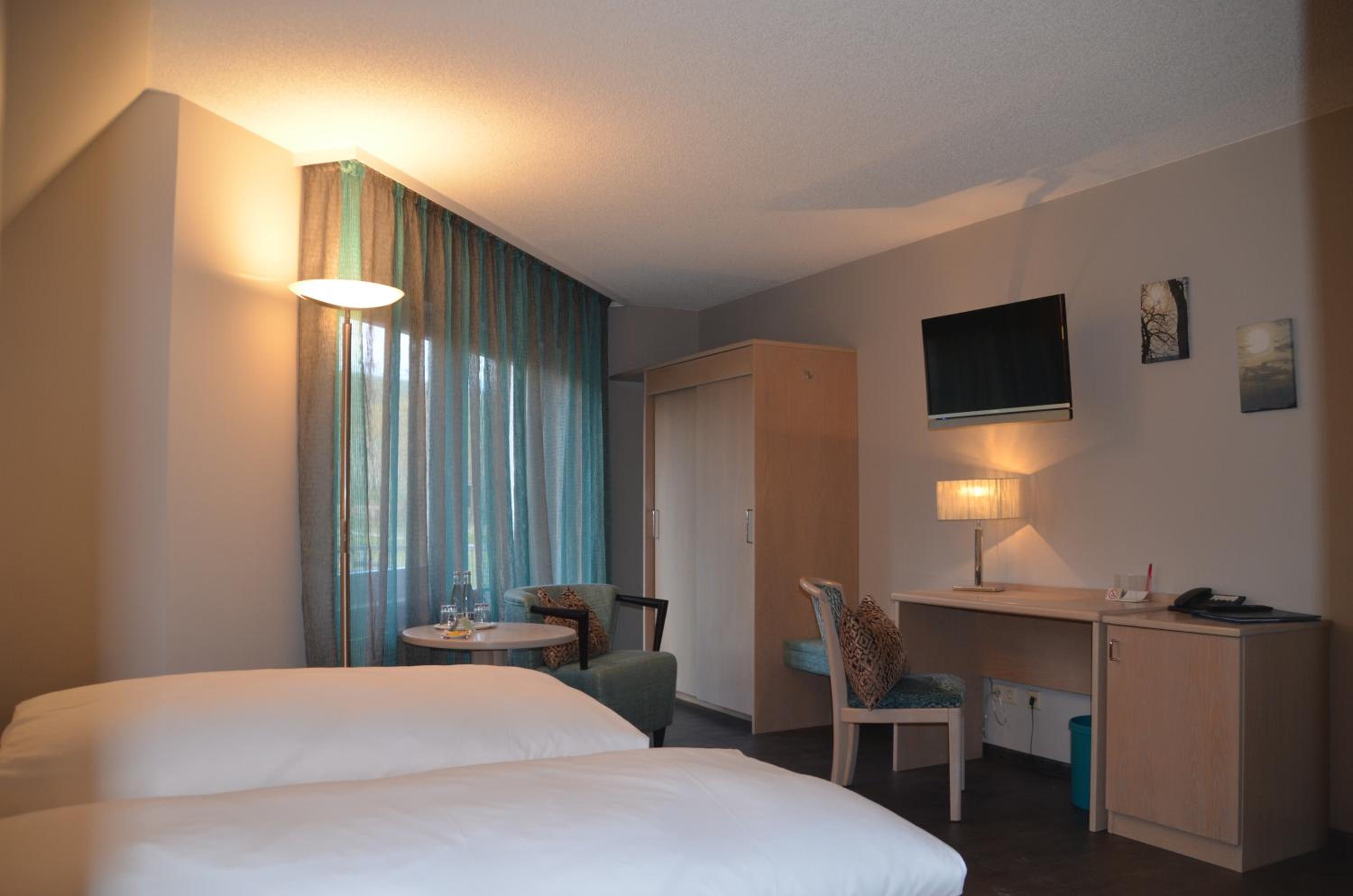 Comfort Double Room partially with Balcony photo 2