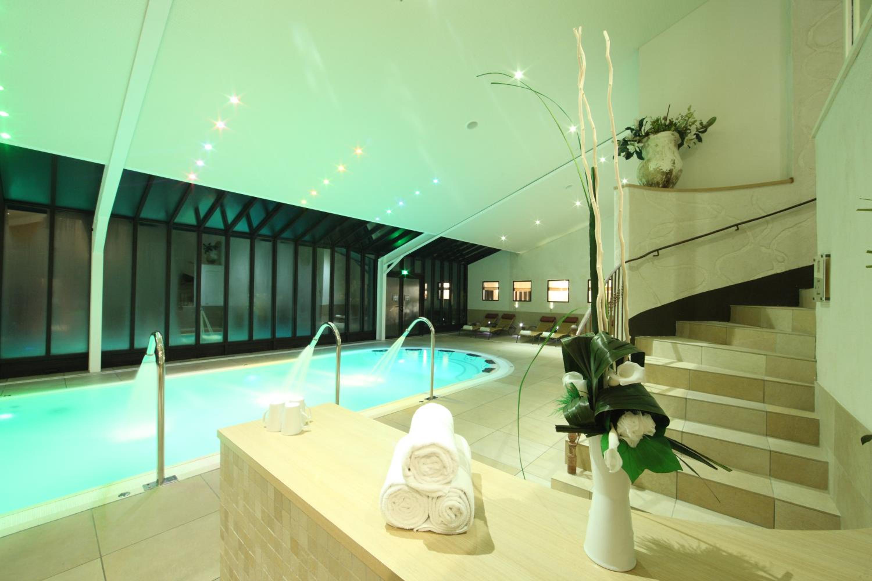 Duplex Suite - Photo 8