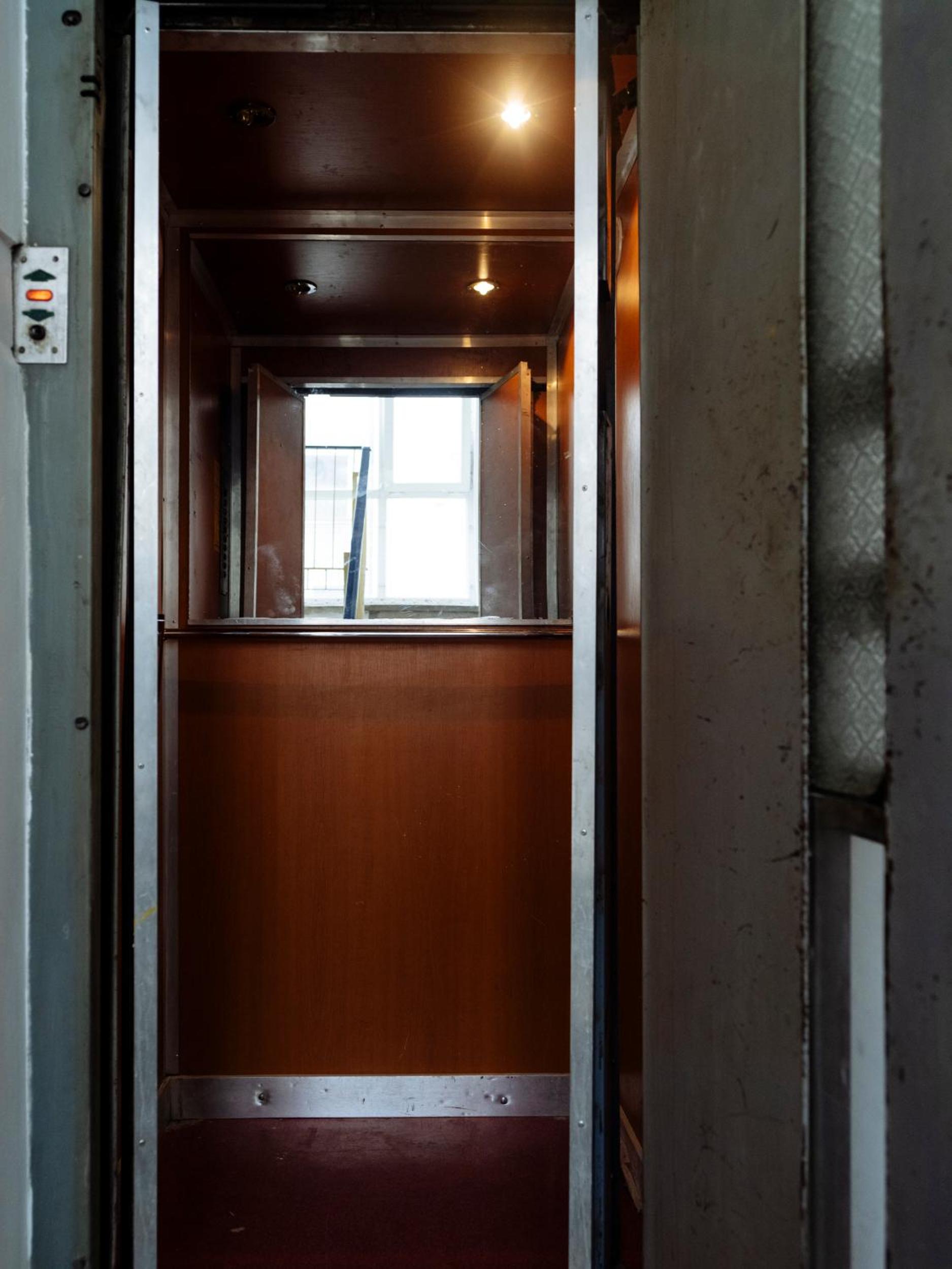 One-Bedroom Apartment - Photo 12