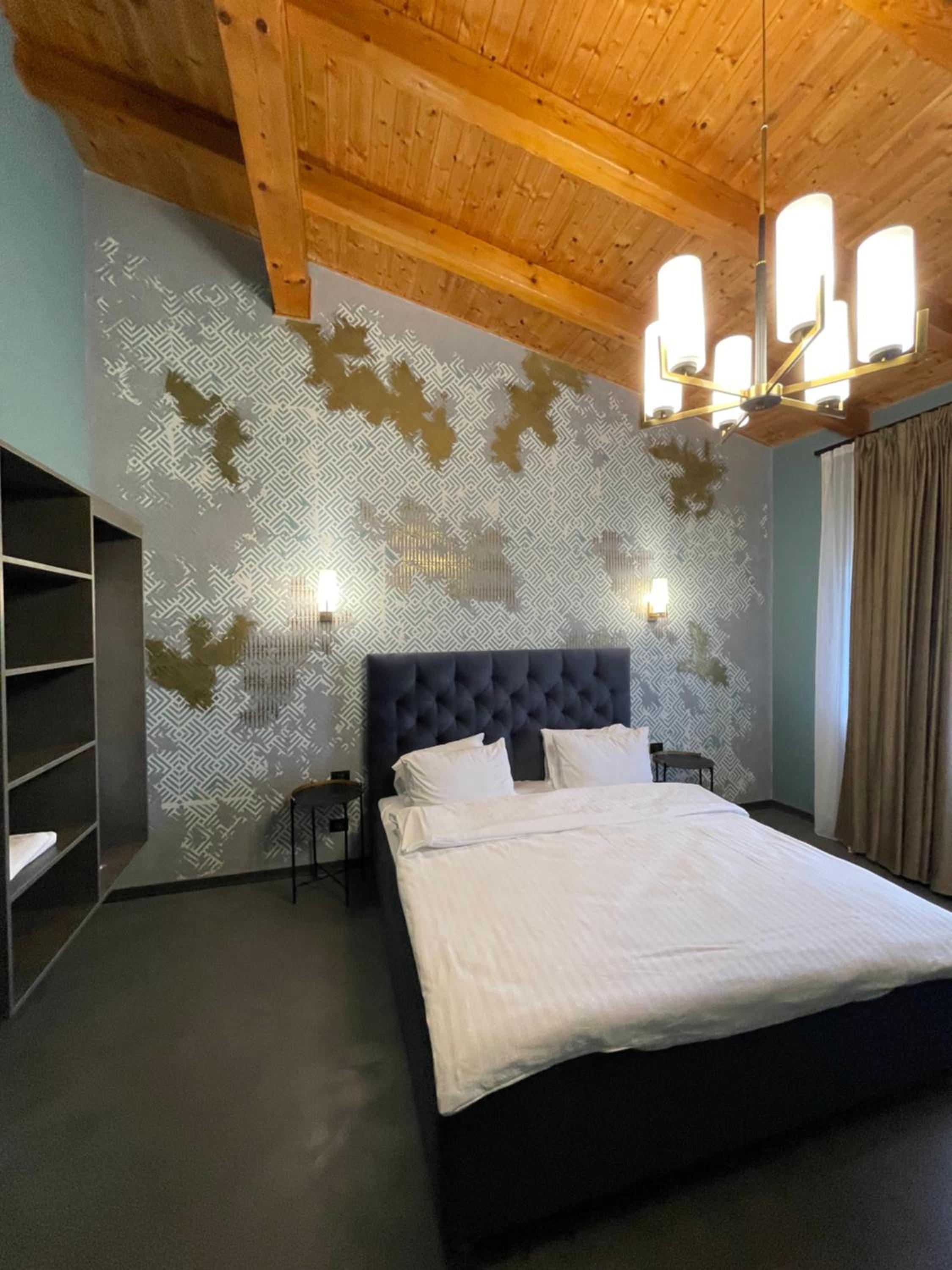 Double or Twin Room with Mountain View photo 3