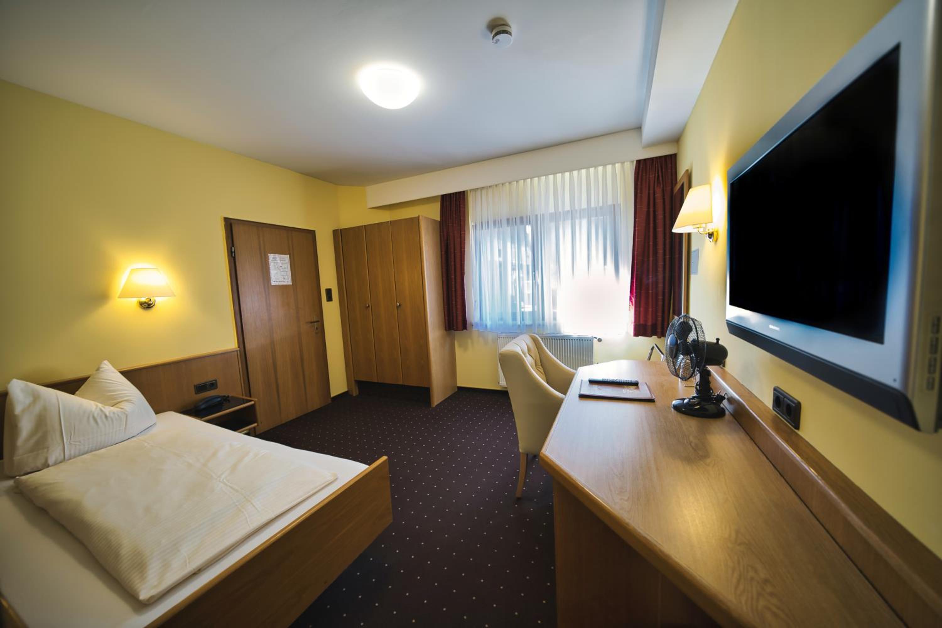 Single Room