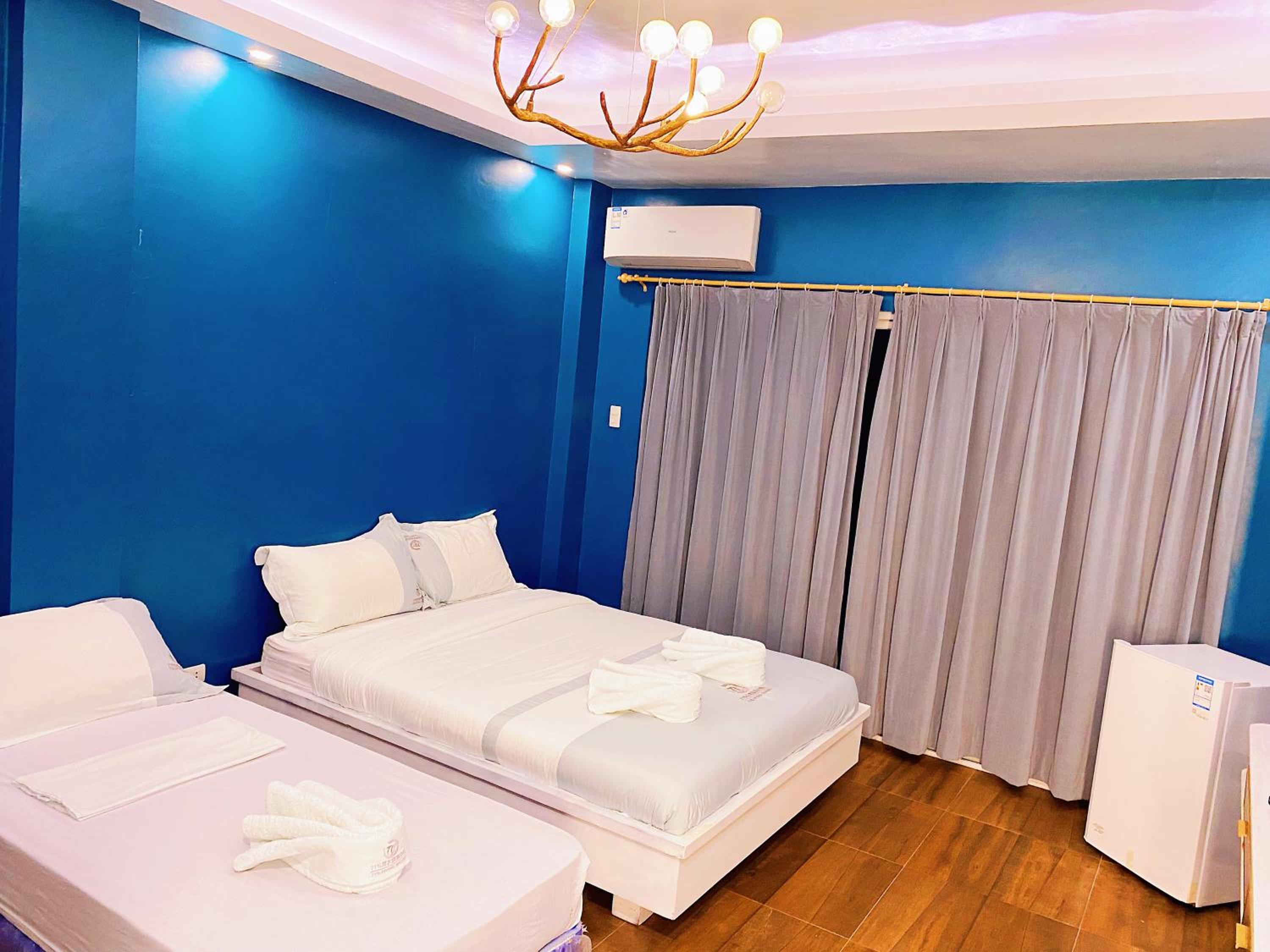 Deluxe Double or Twin Room - Photo 5