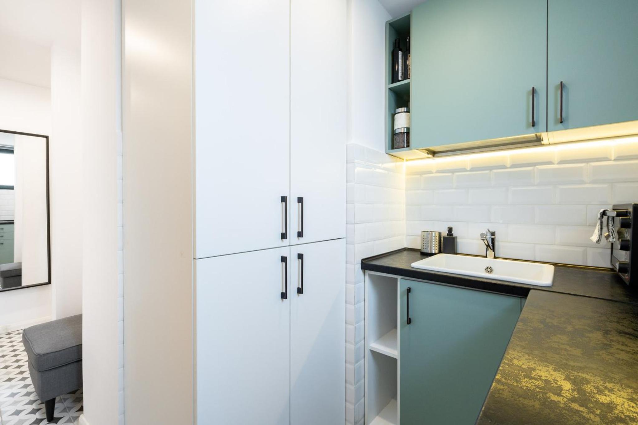 Two-Bedroom Apartment - Photo 15