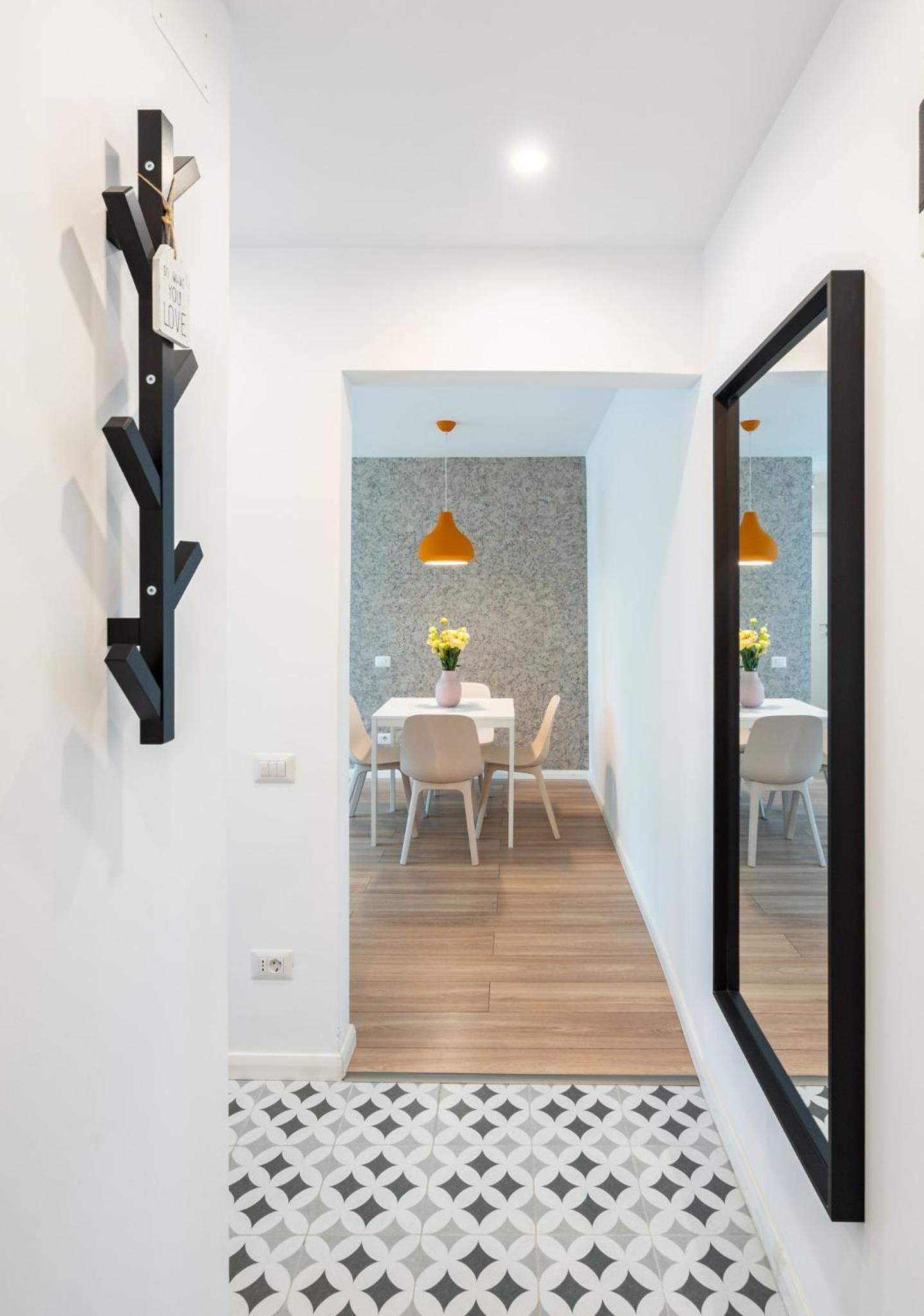 Two-Bedroom Apartment - Photo 19