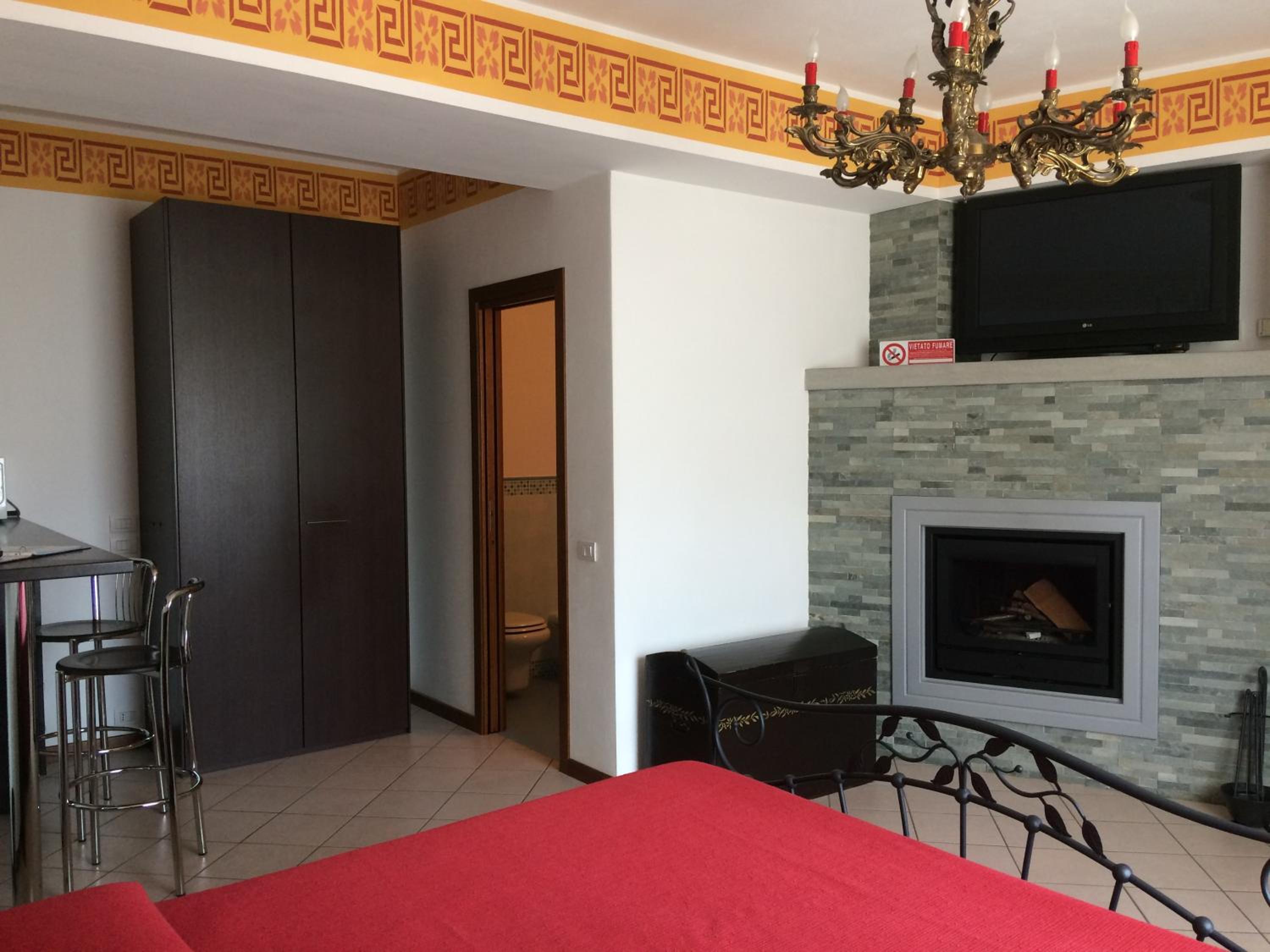 Double Room with Extra Bed - Photo 3