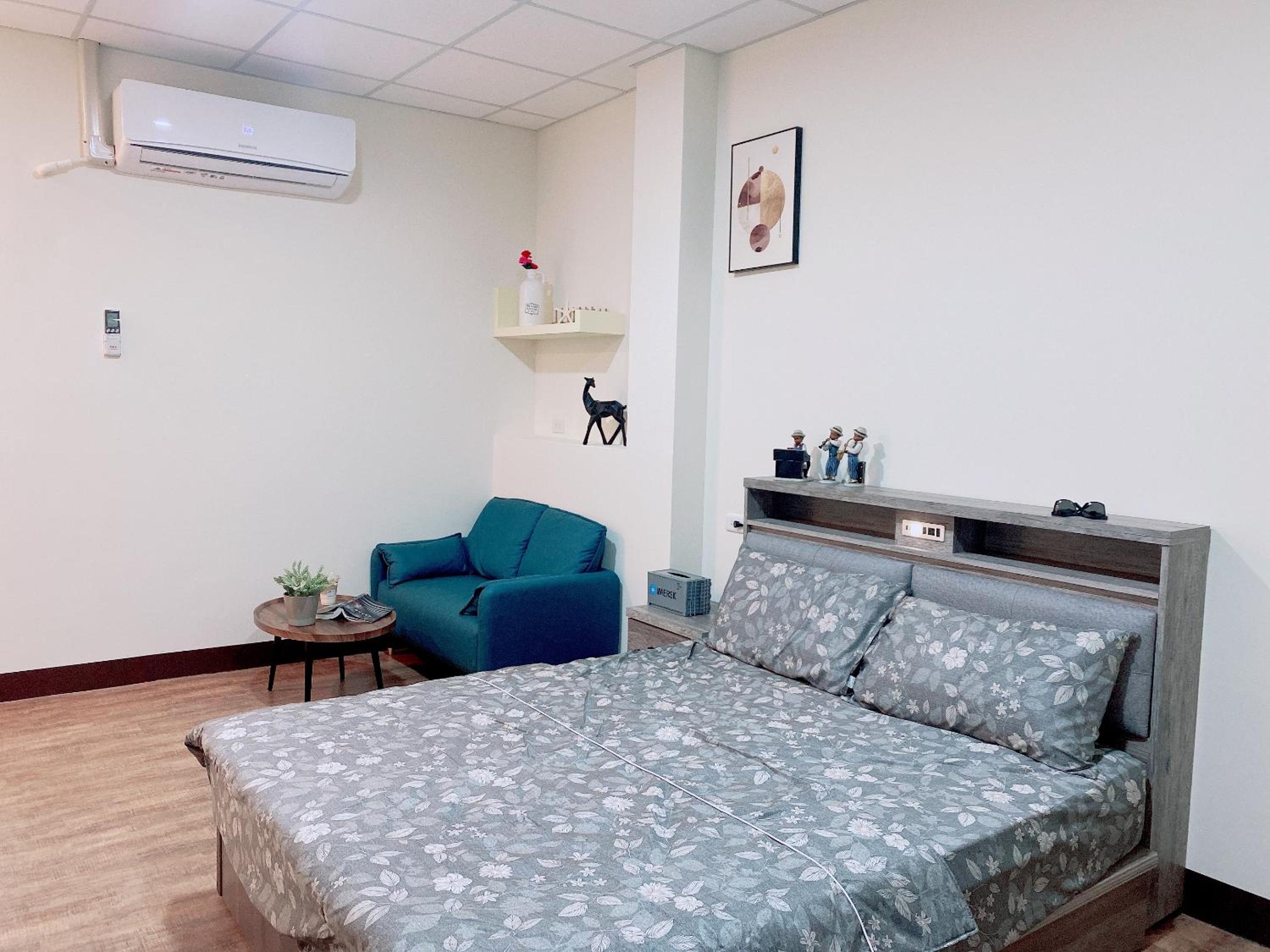 Double Room with Private Bathroom photo 3