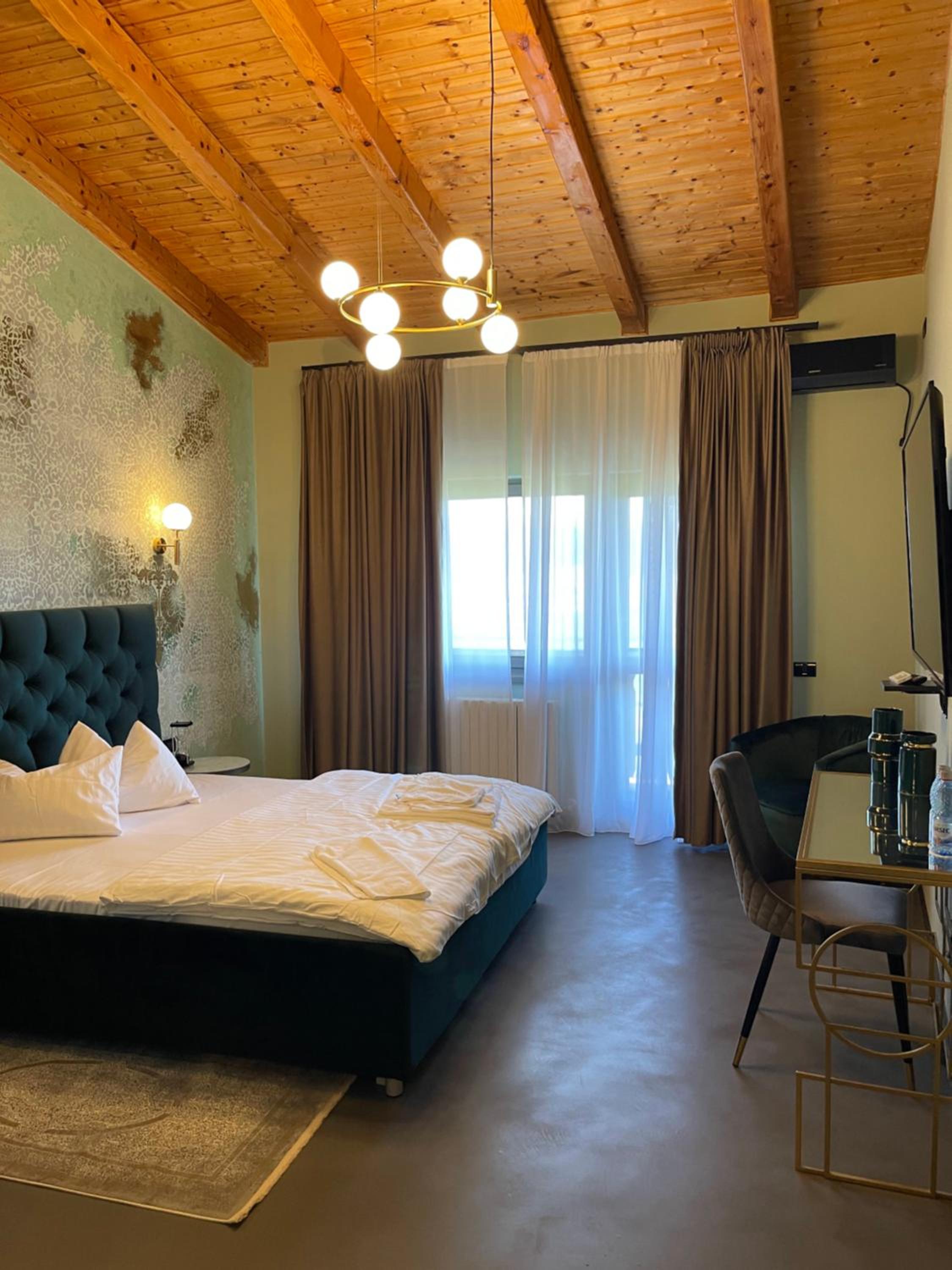Double or Twin Room with Swimming Pool Access