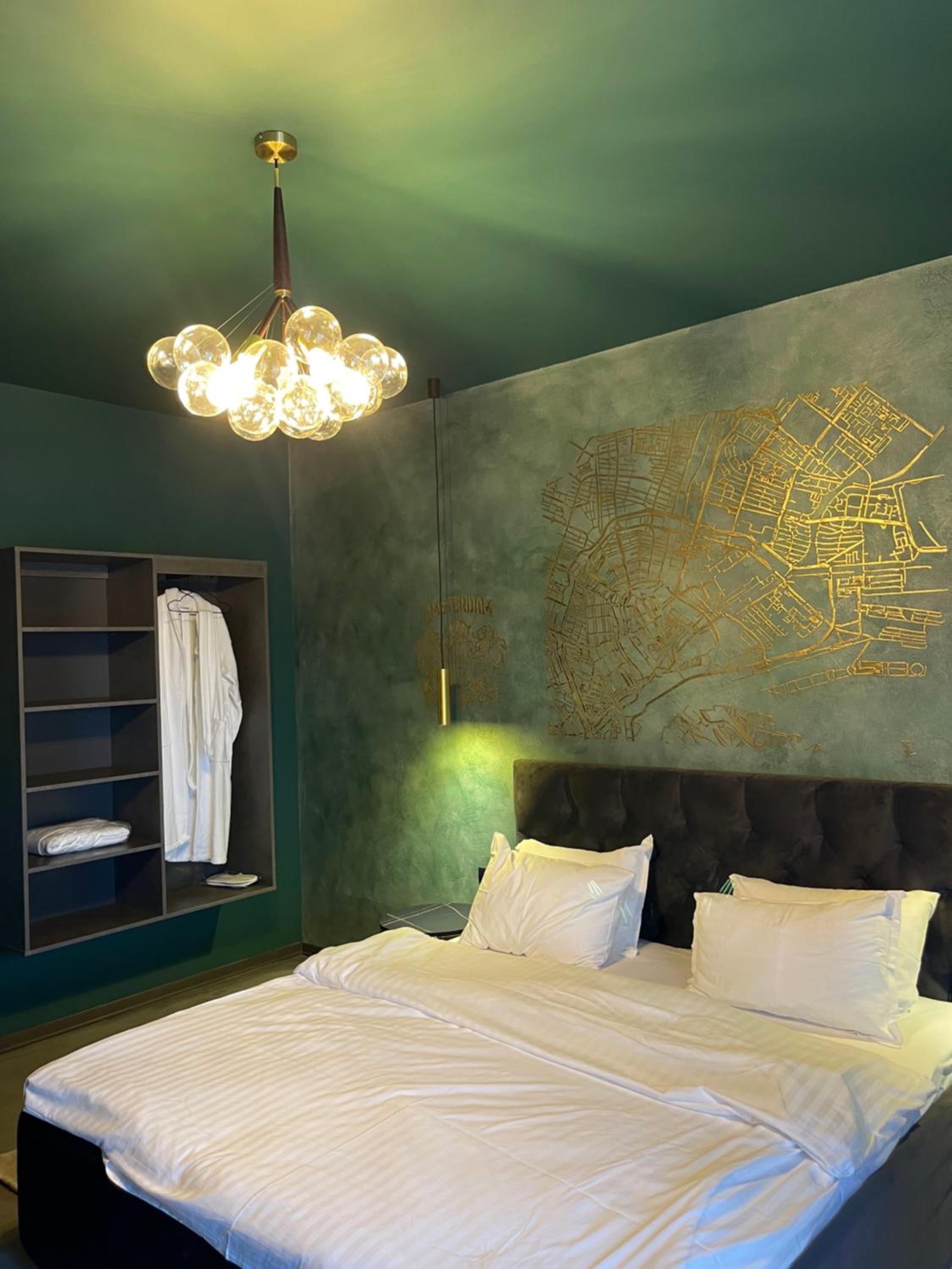 Double or Twin Room with Swimming Pool Access photo 3
