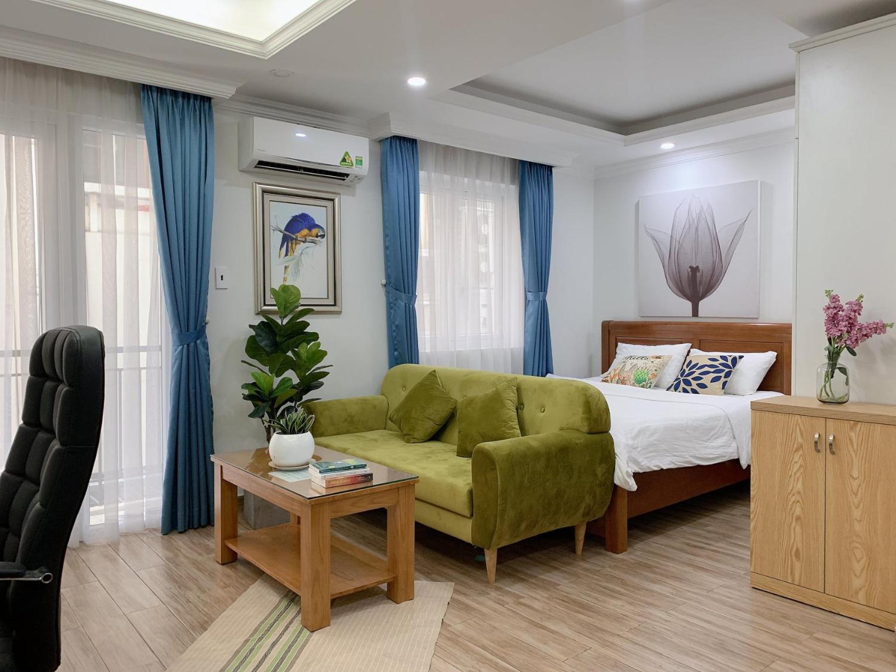 Deluxe Apartment