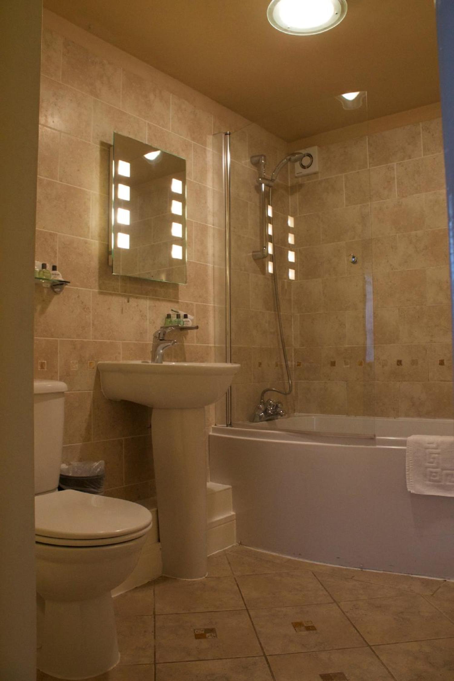 Double Room - Photo 3