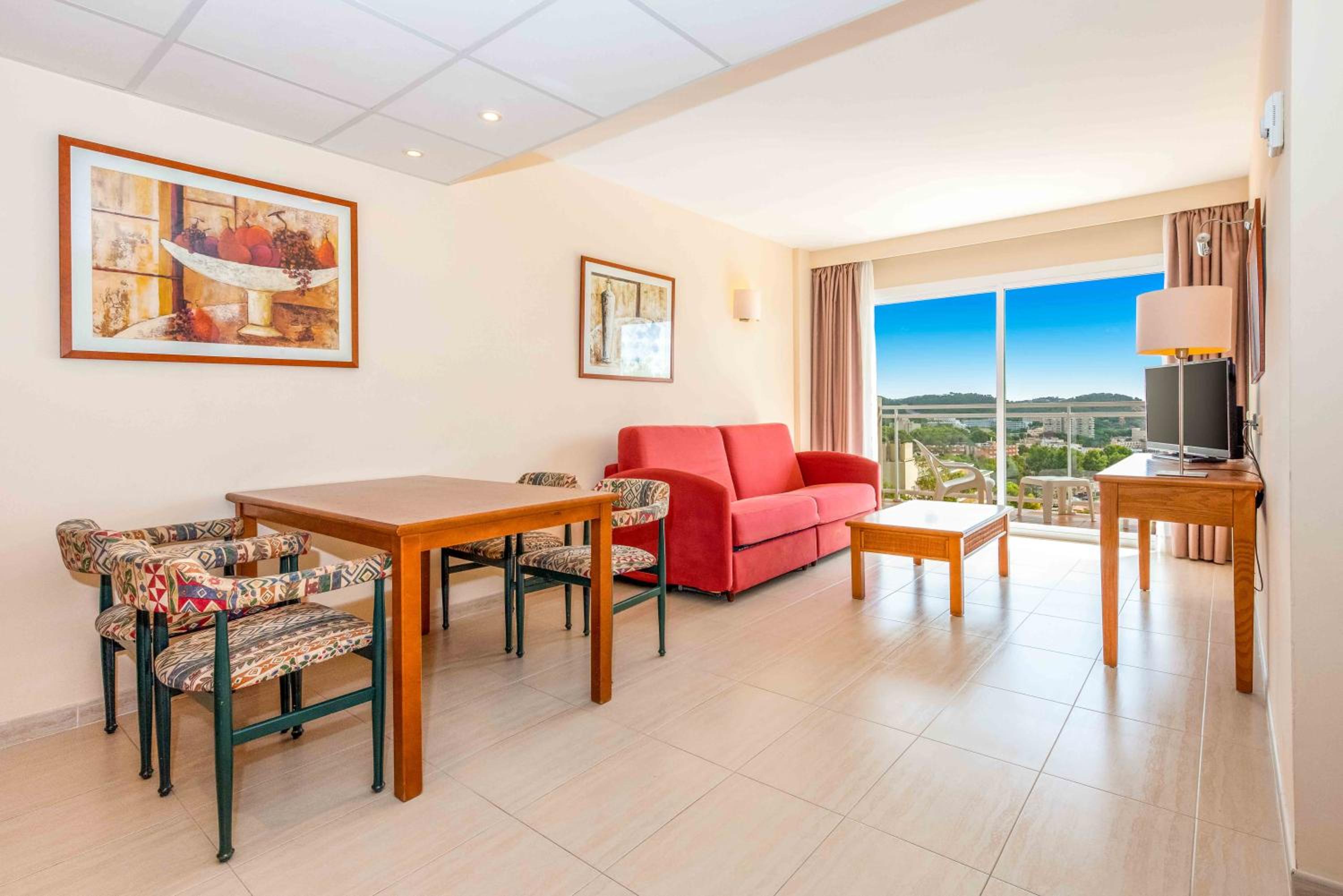One-Bedroom Apartment with Balcony and Sea View