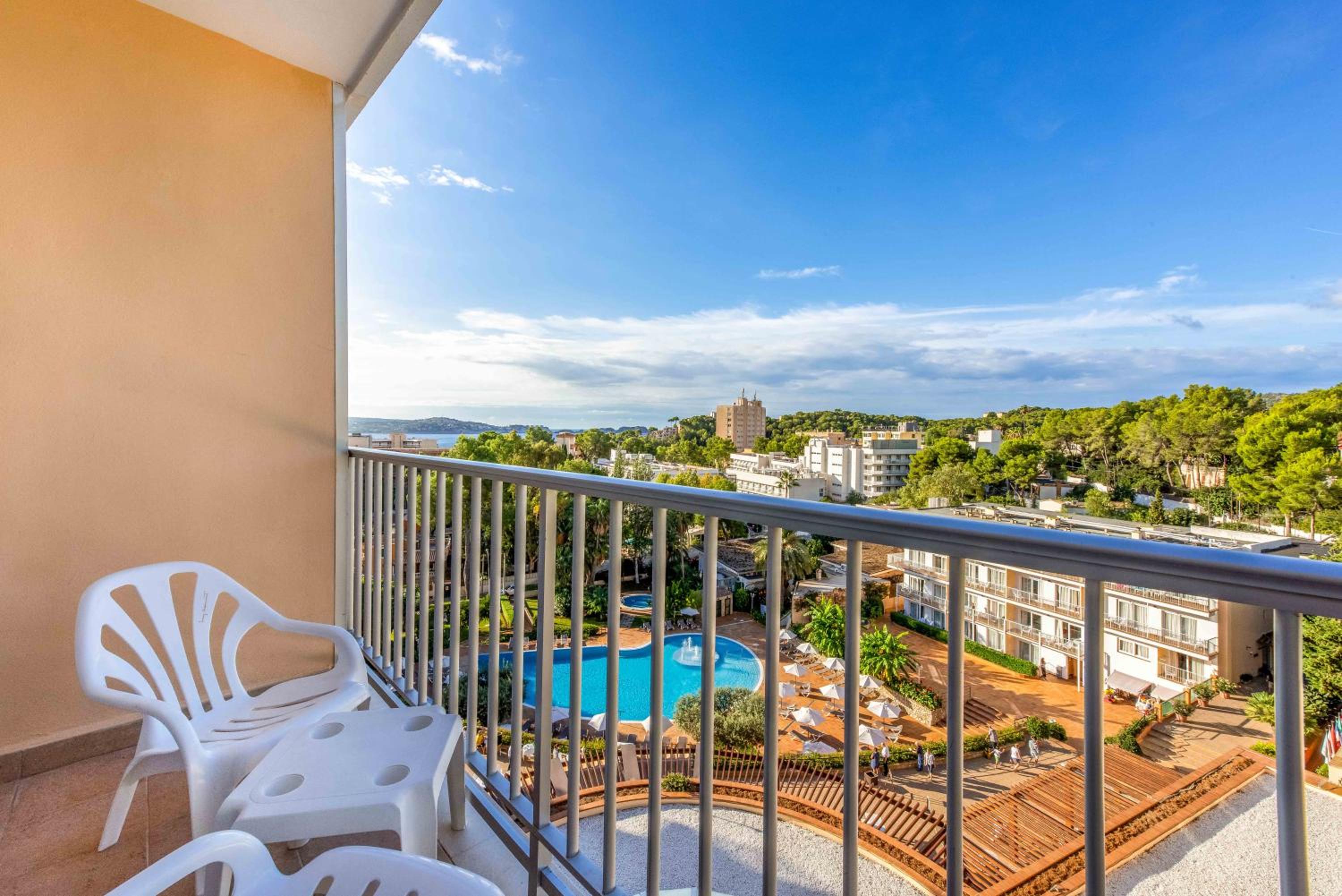 Double Or Twin Room With Pool View