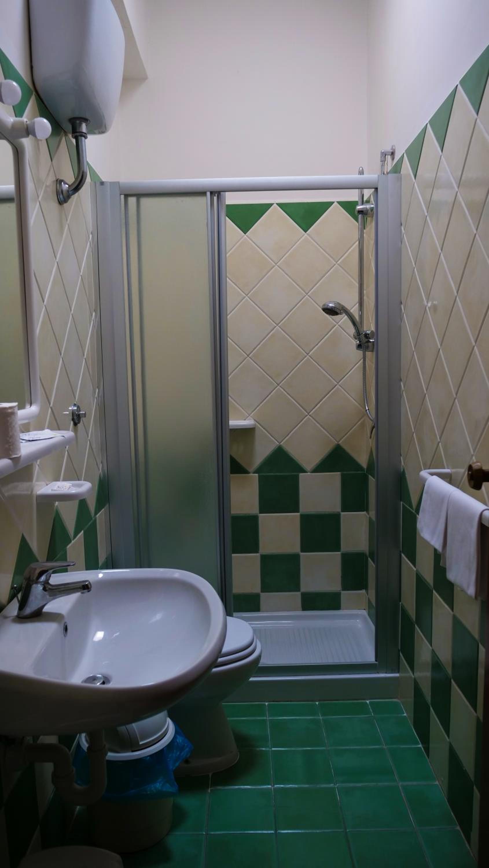 Double or Twin Room photo 2