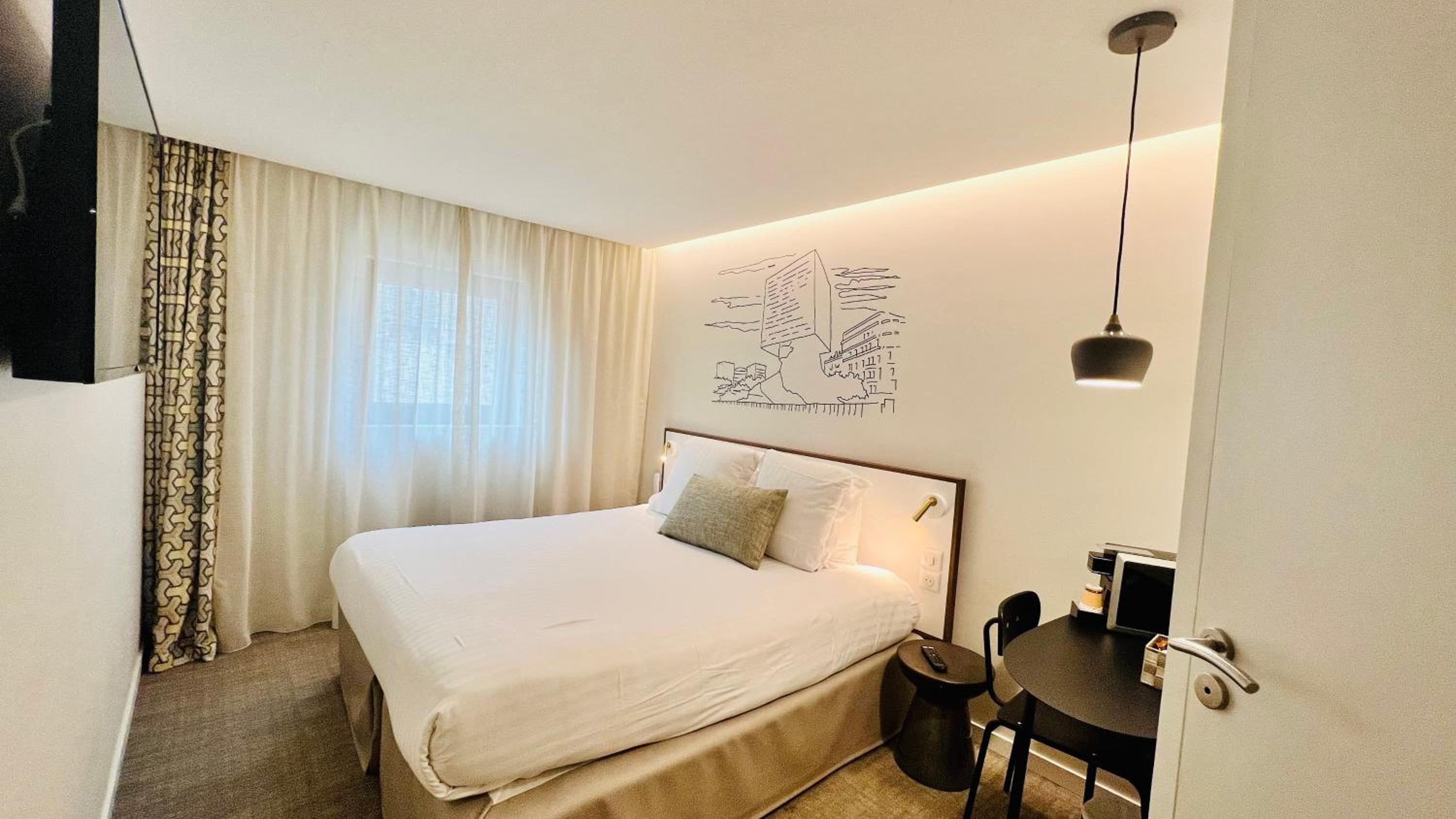 Family Comfort Room - Photo 7