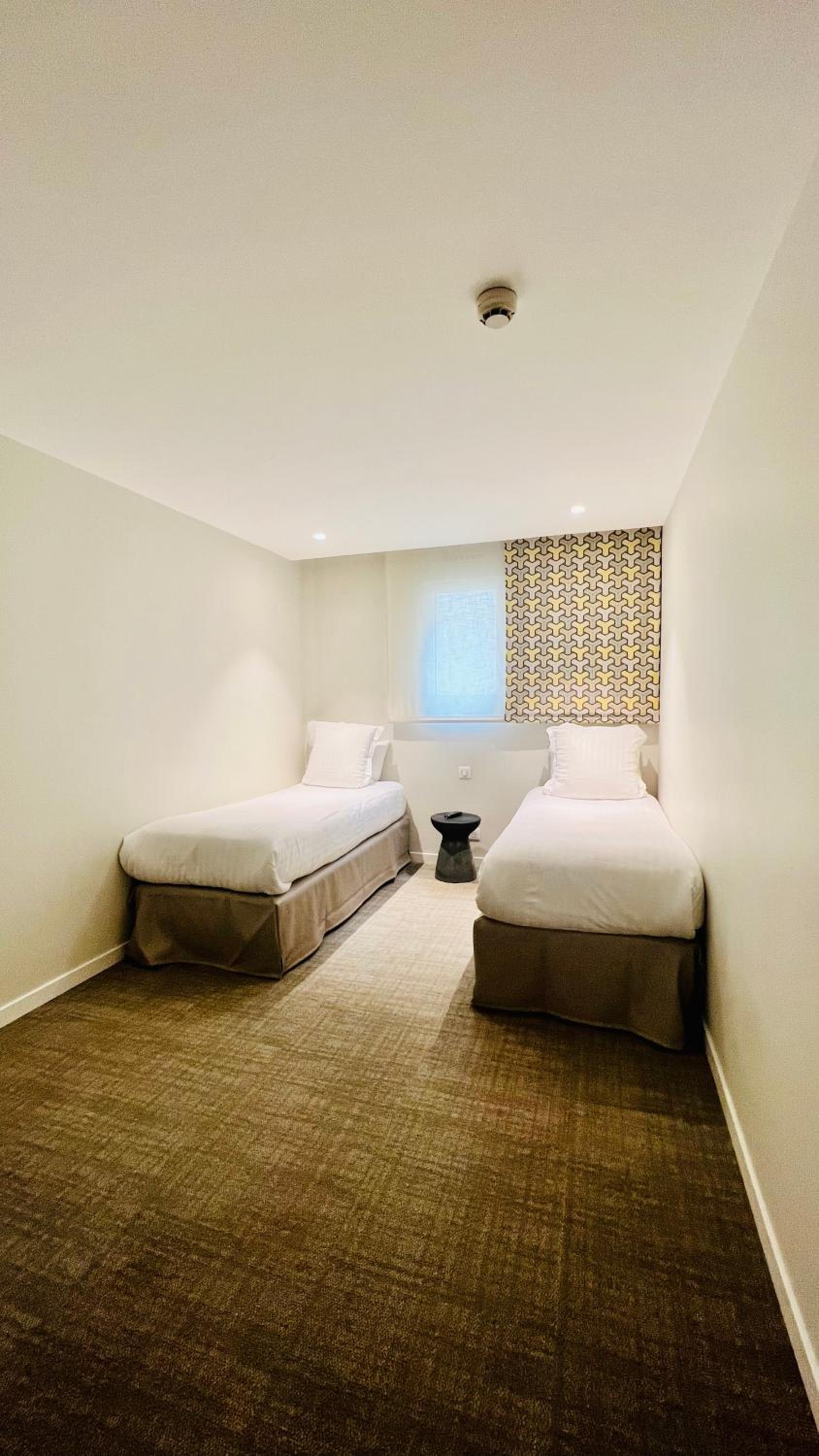 Family Comfort Room - Photo 6