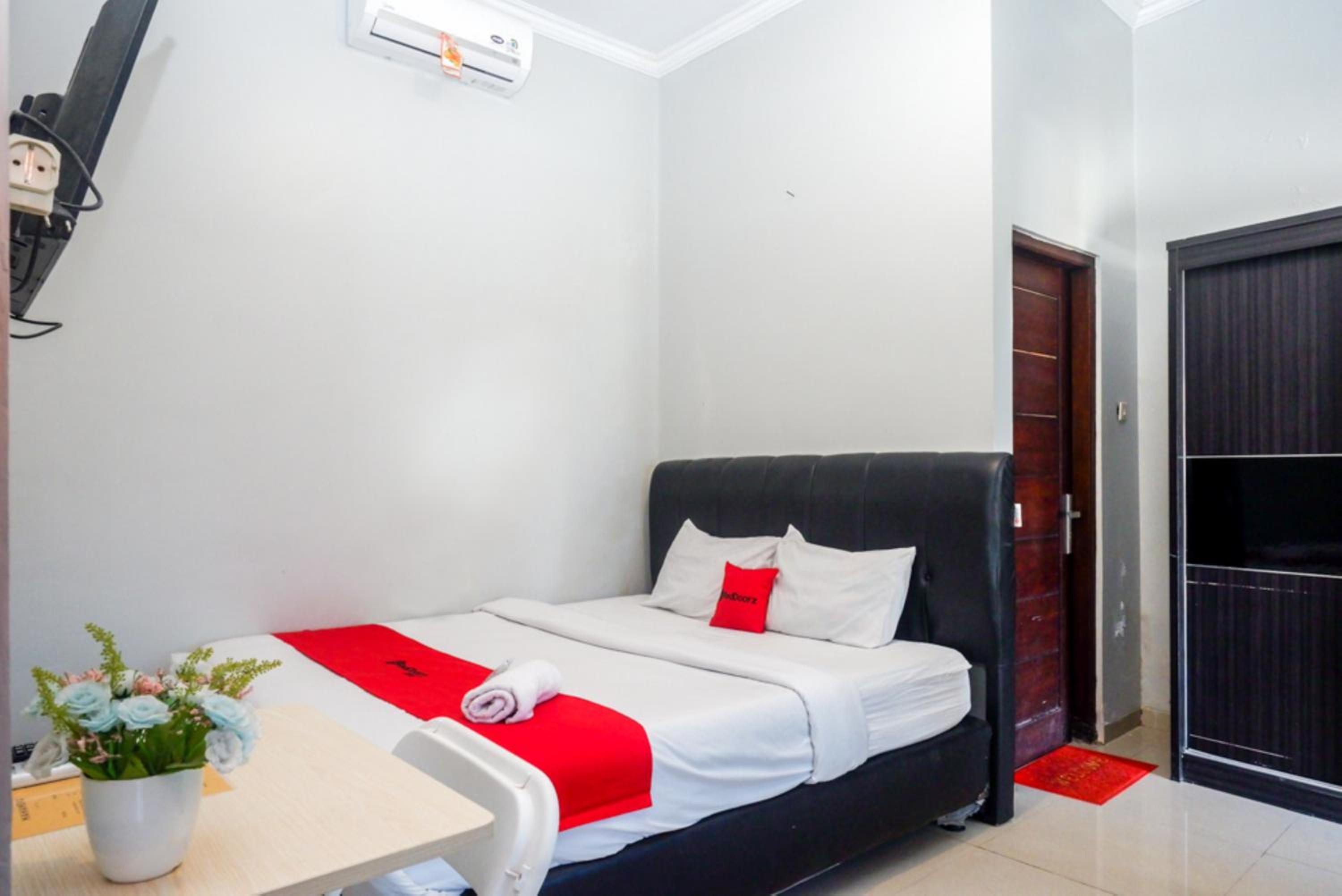 Standard Double Room - Photo 6