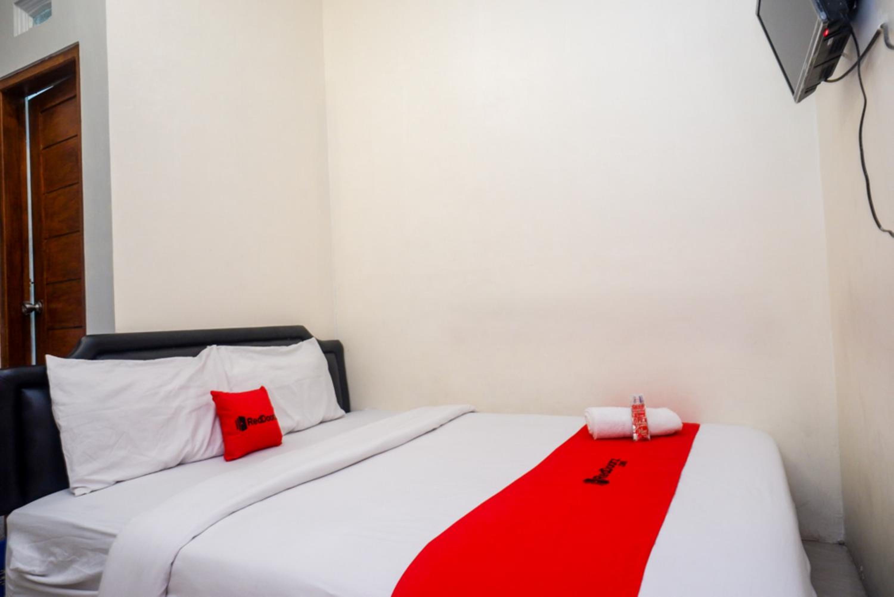 Standard Double Room - Photo 4