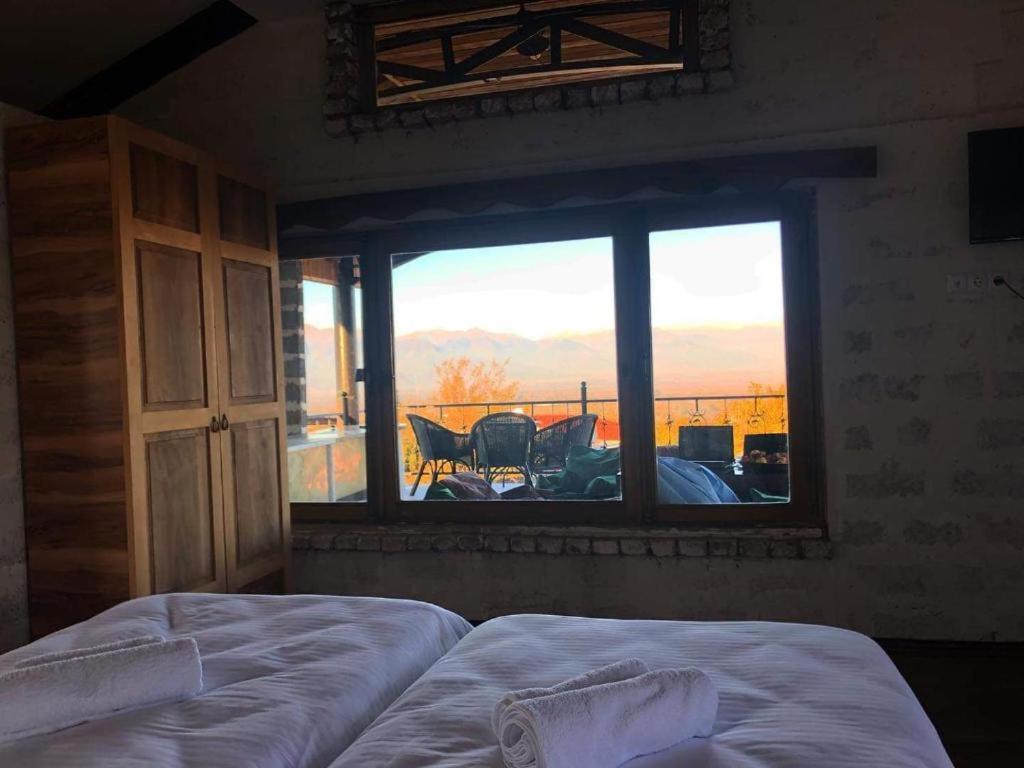 Twin Room With Mountain View