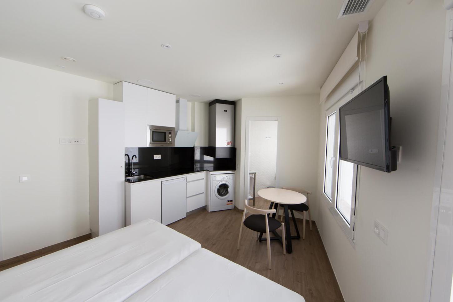 Studio Apartment photo 3