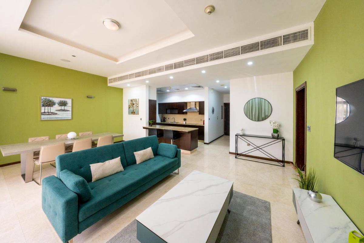 One-Bedroom Apartment photo 2