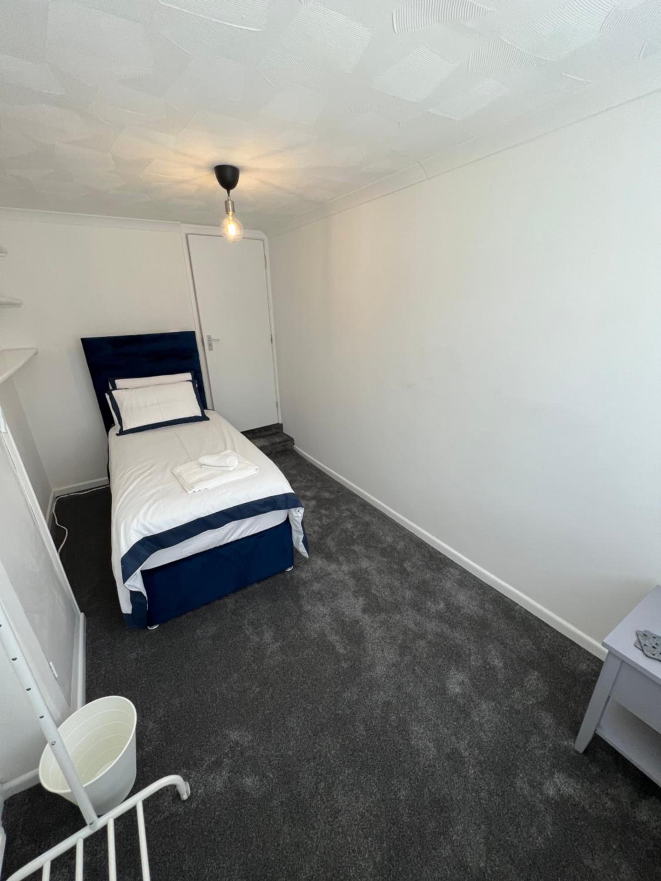 Single Room photo 1