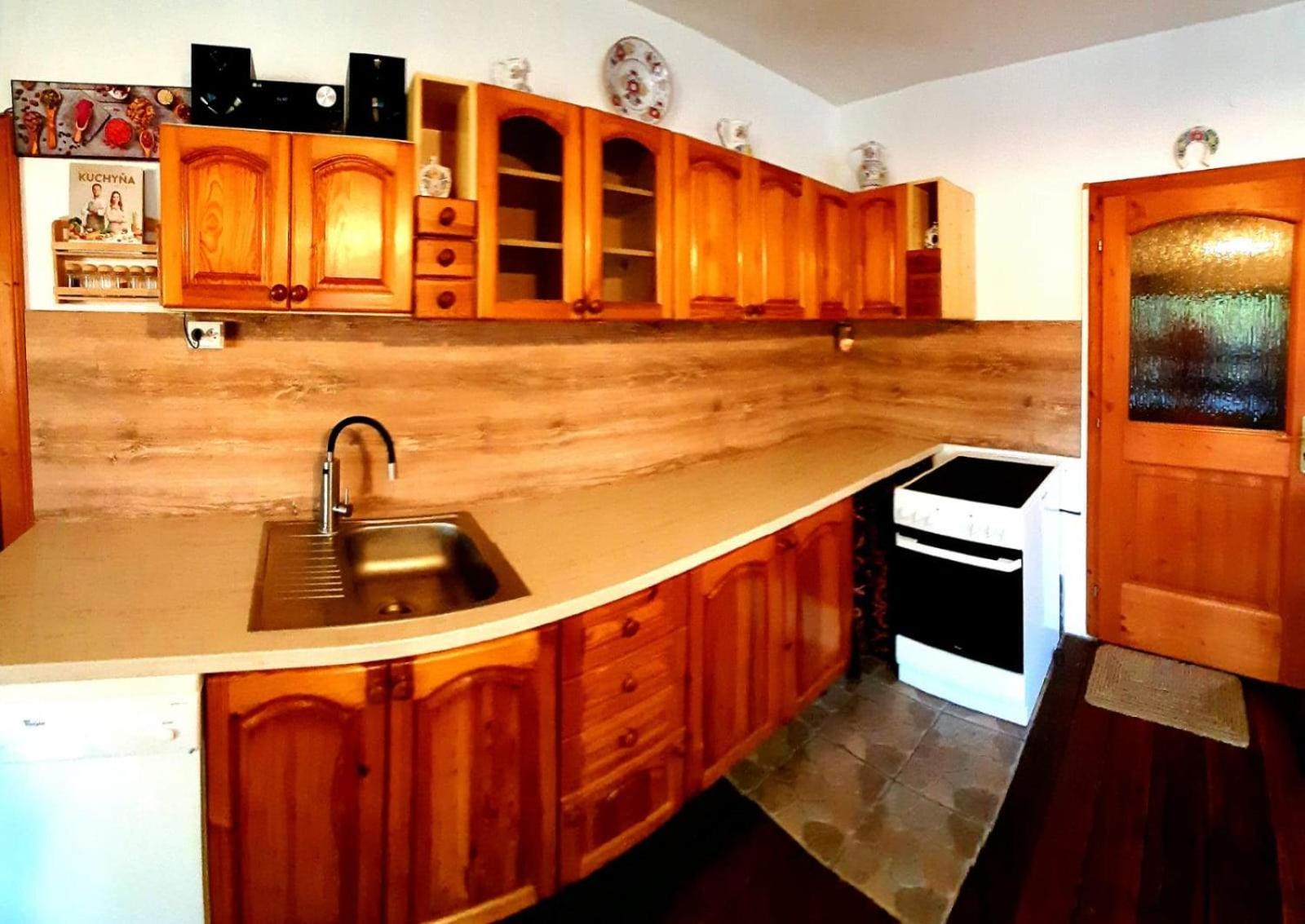 Standard Family Room - Photo 23