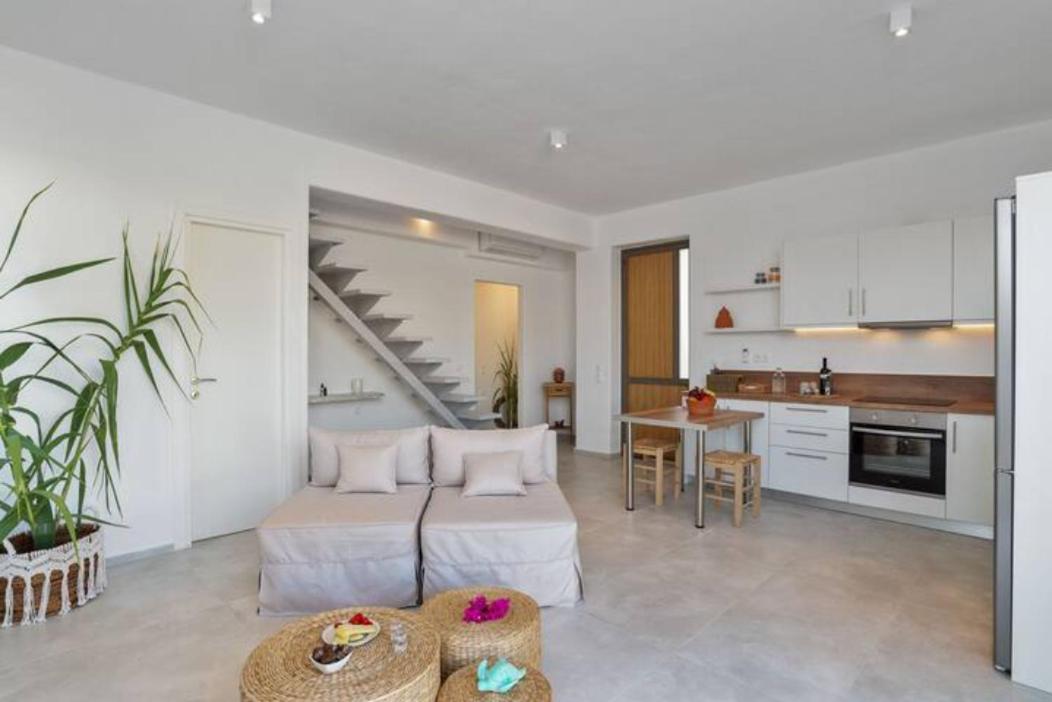 Villa photo 3