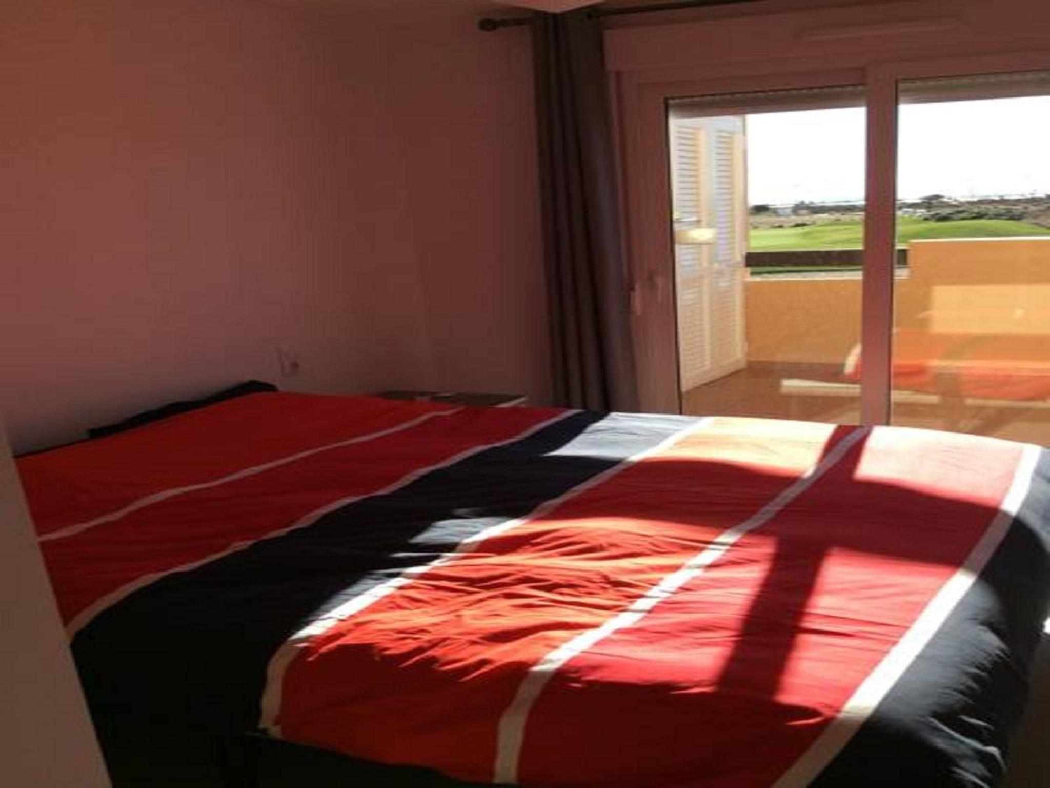 Apartamento con vista a la piscina