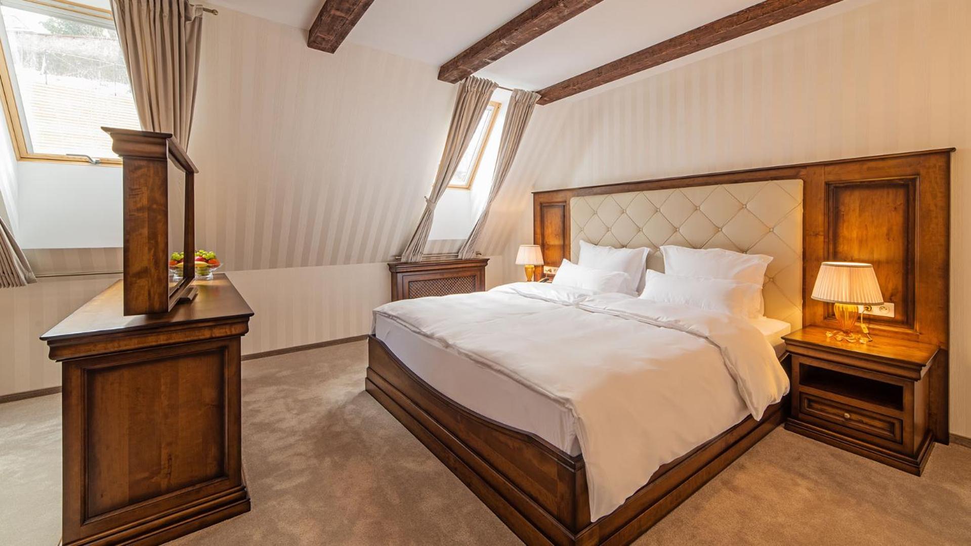 Duplex Quadruple Room