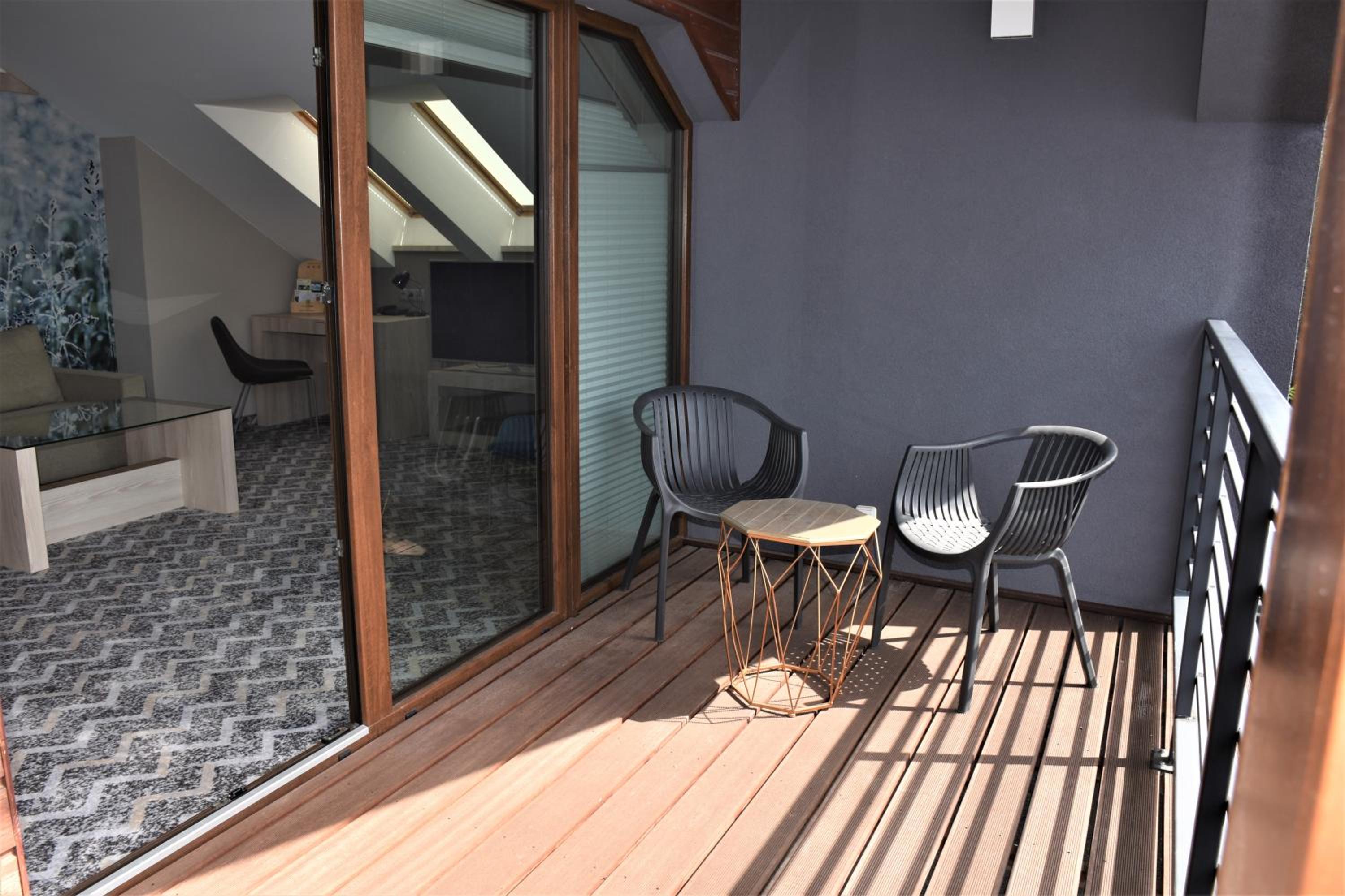 Deluxe Junior Suite - Photo 3