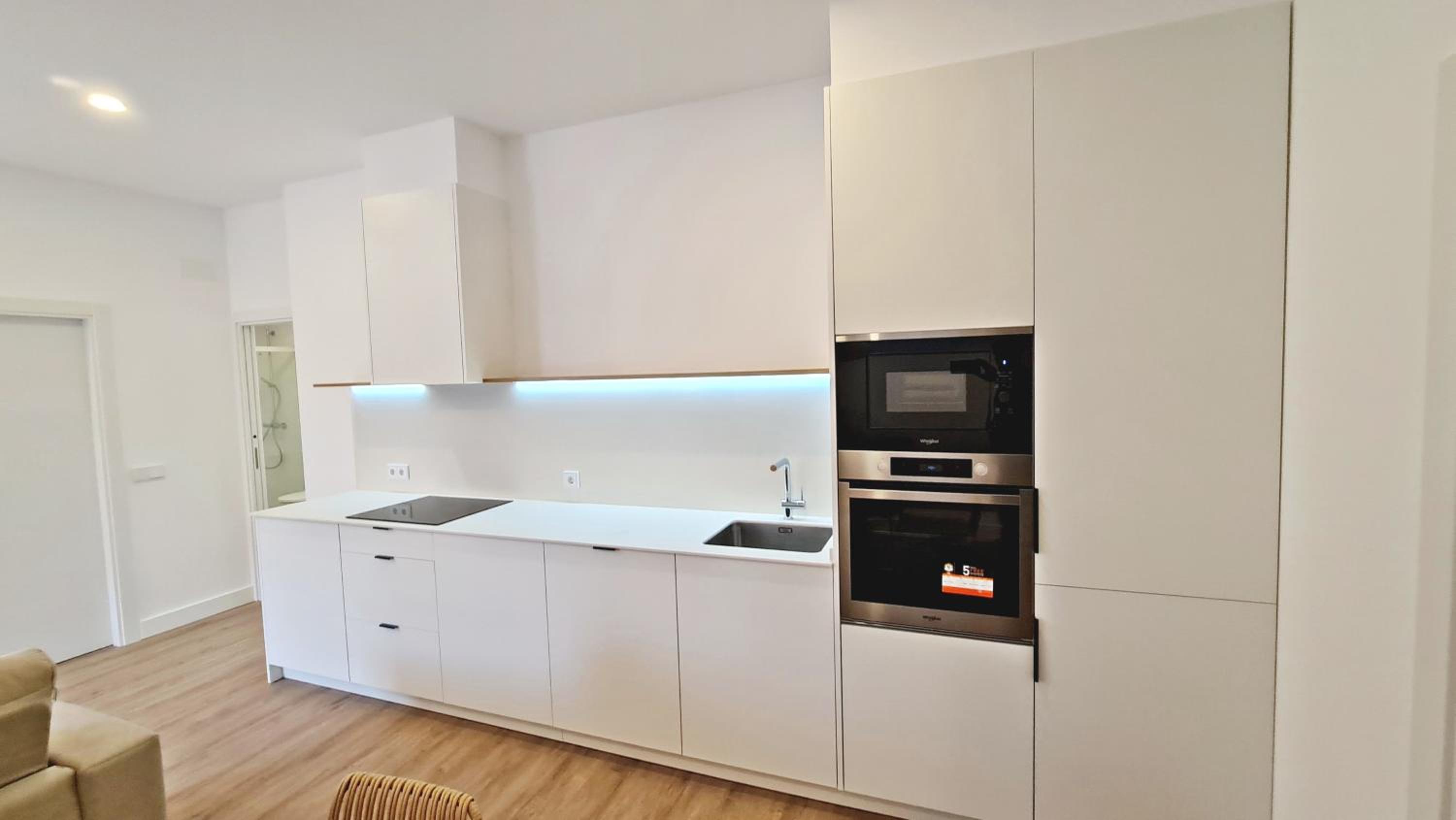 One-Bedroom Apartment - Photo 19