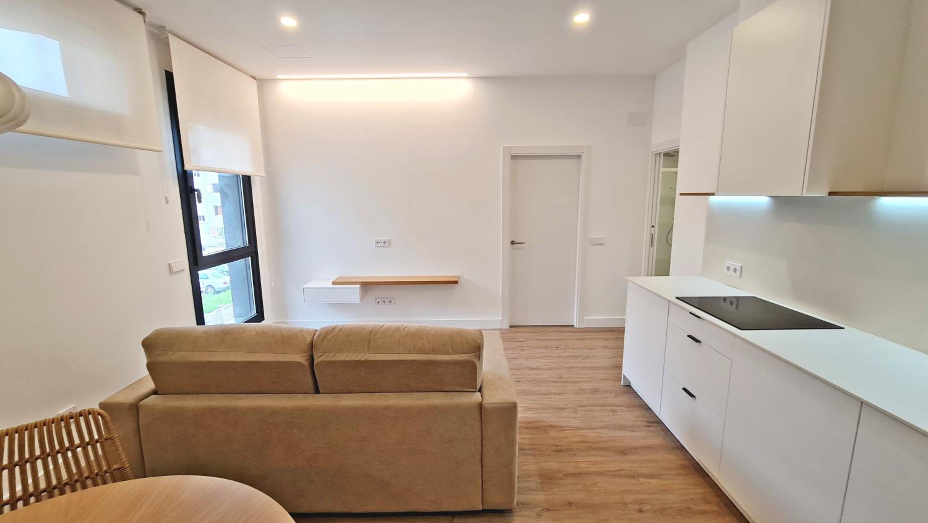 One-Bedroom Apartment - Photo 12