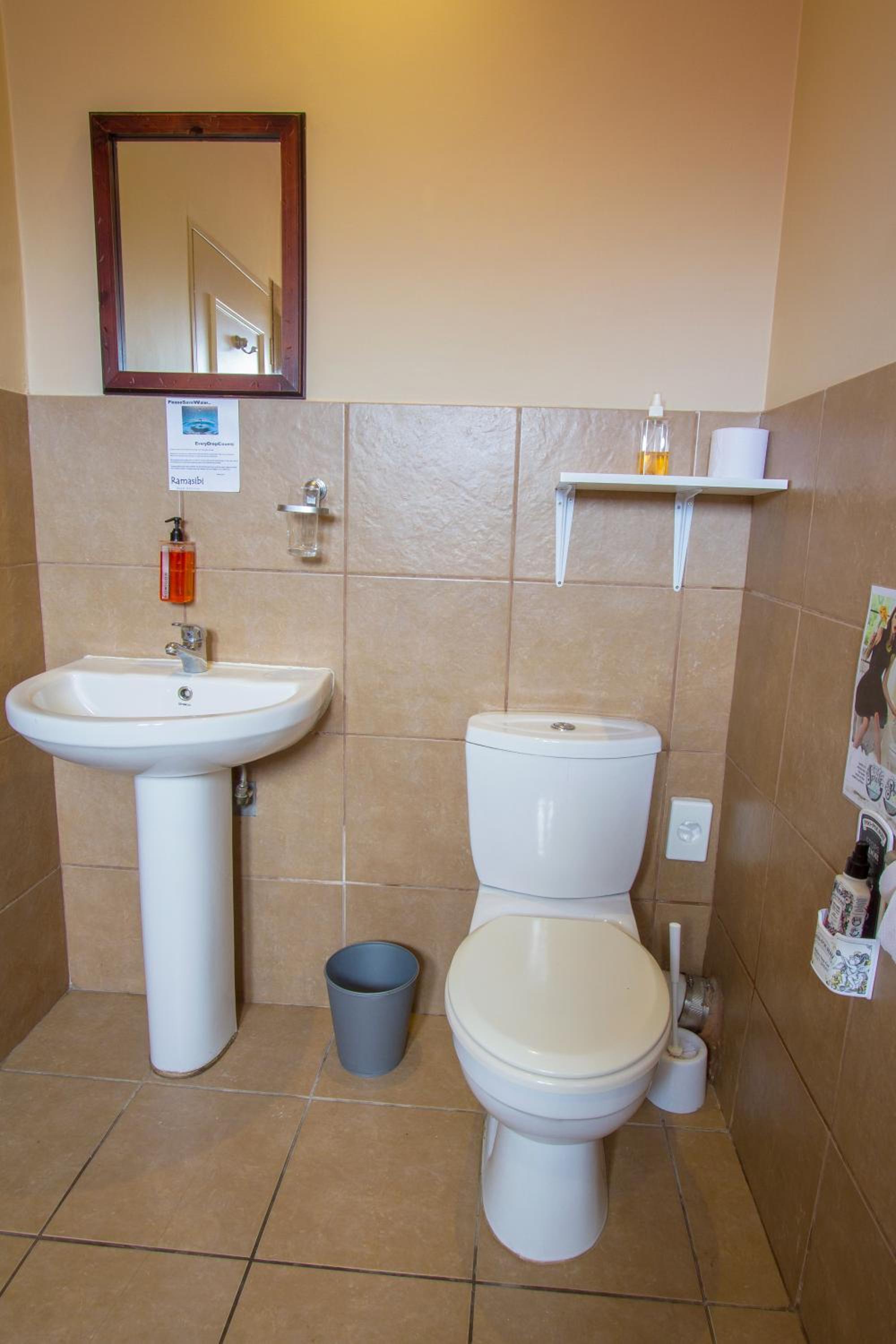 Basic Triple Room photo 3