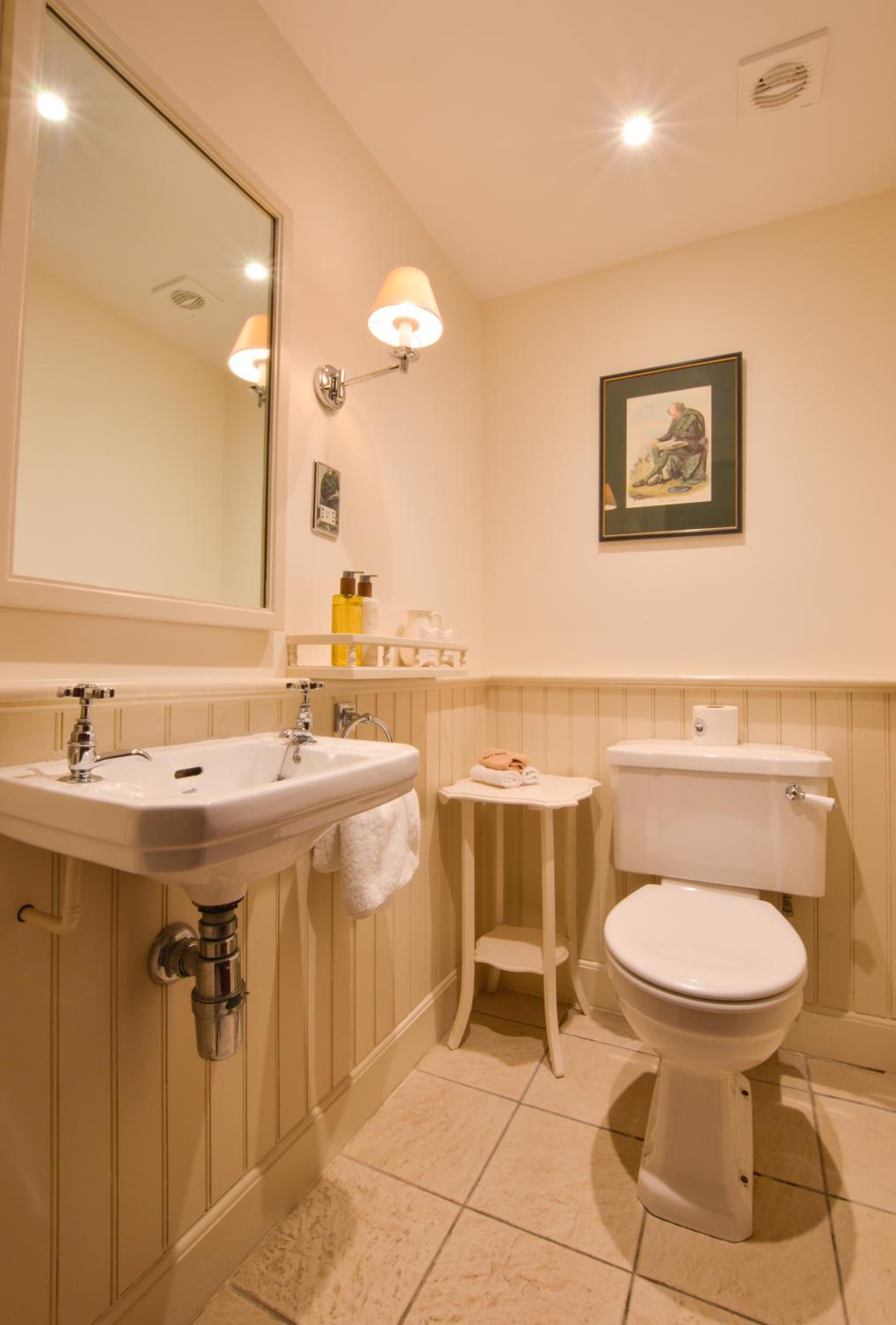 Standard Double Room - Photo 6