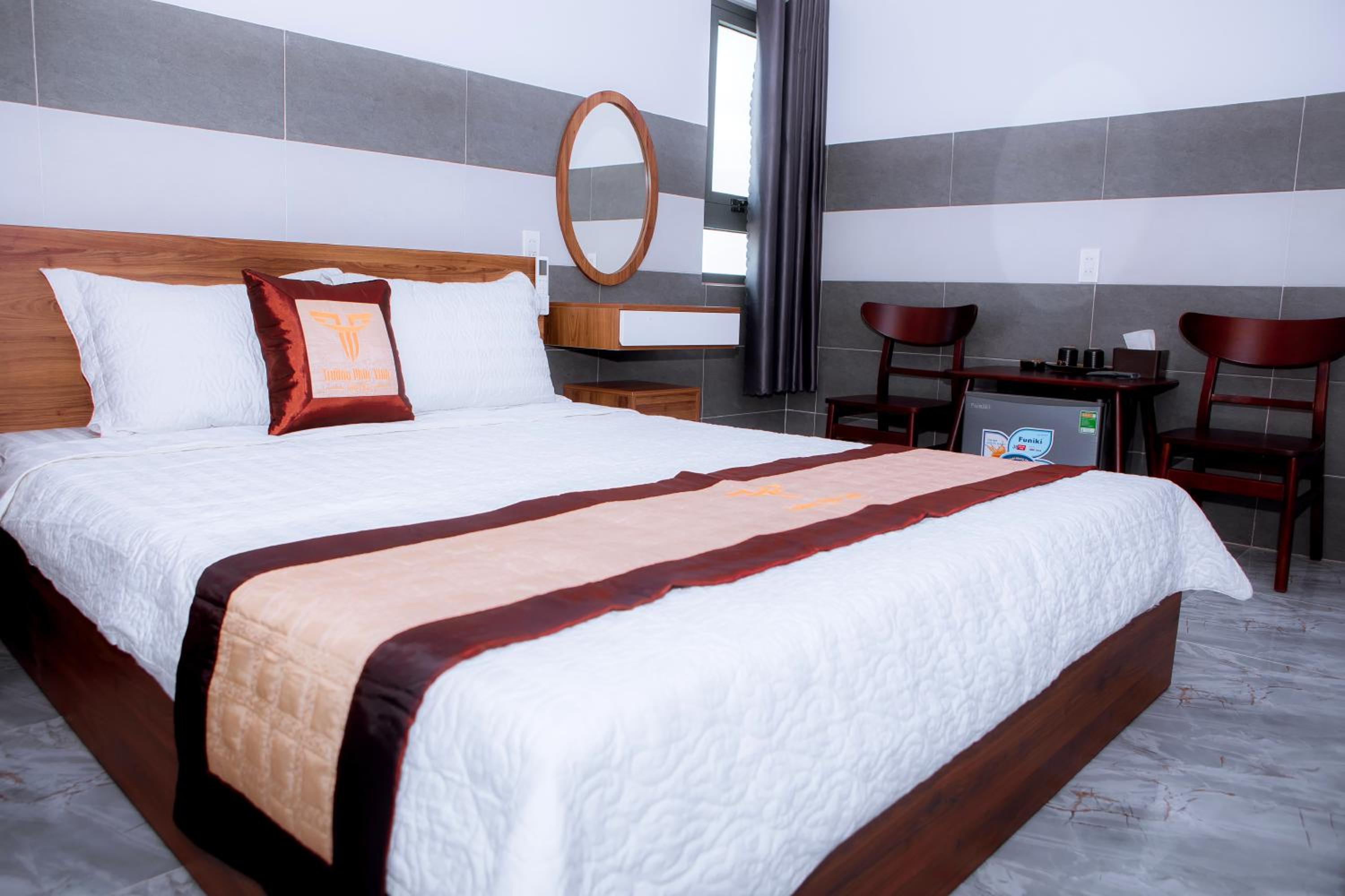 Large Double Room
