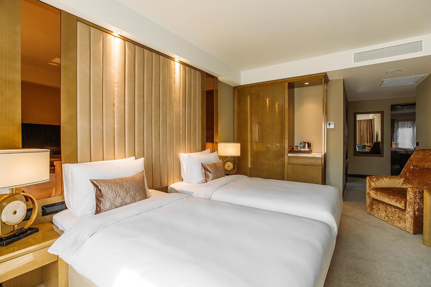 Deluxe Twin Room - Photo 1