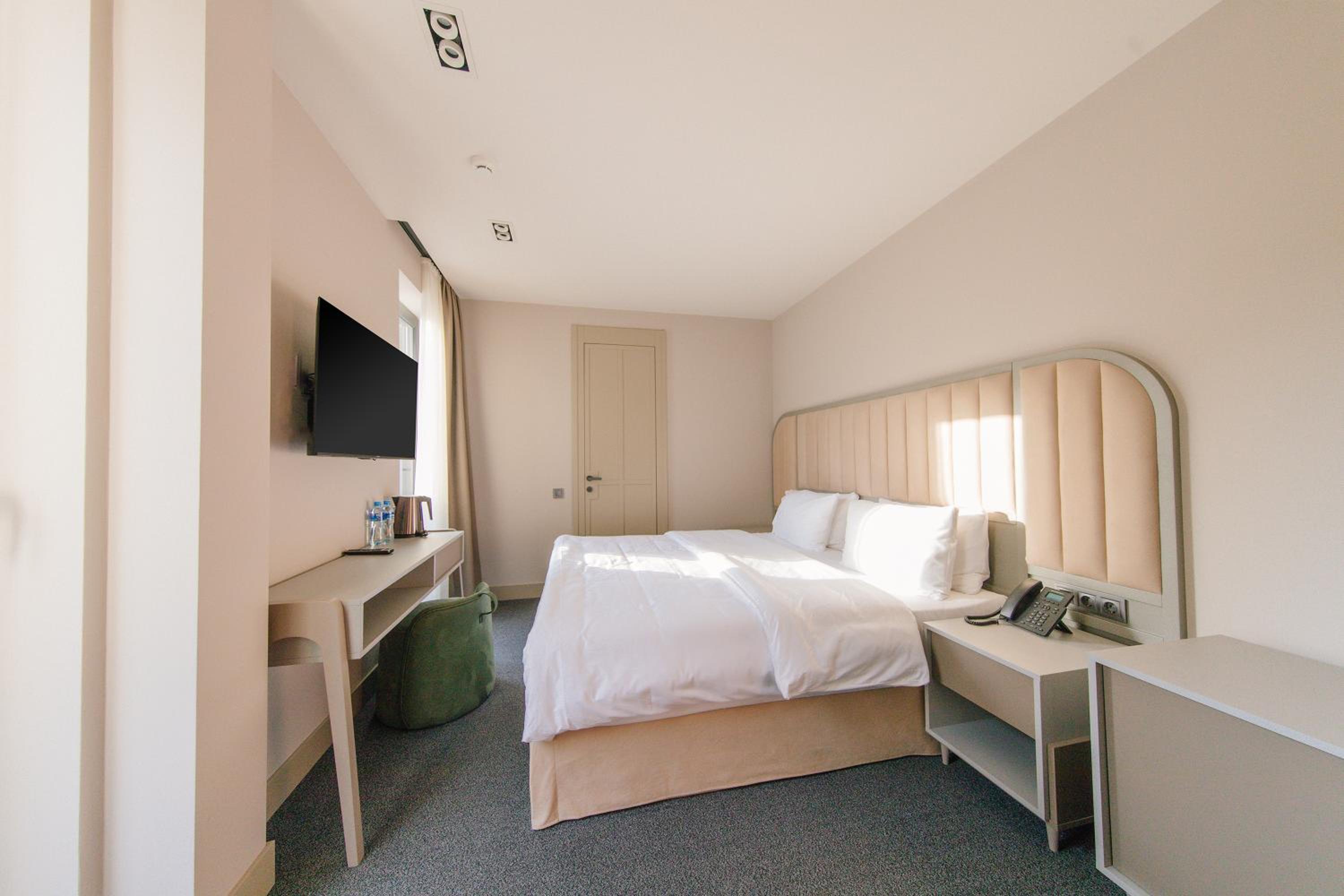 Deluxe Double Room - Photo 2